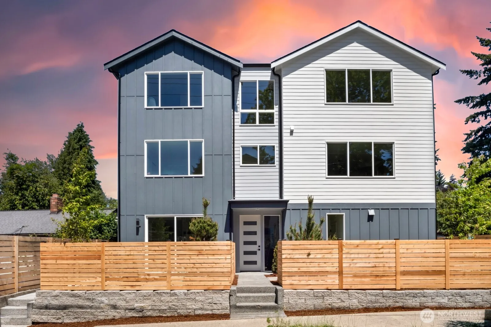 Property photo for 332 Ne 90th Street, Seattle