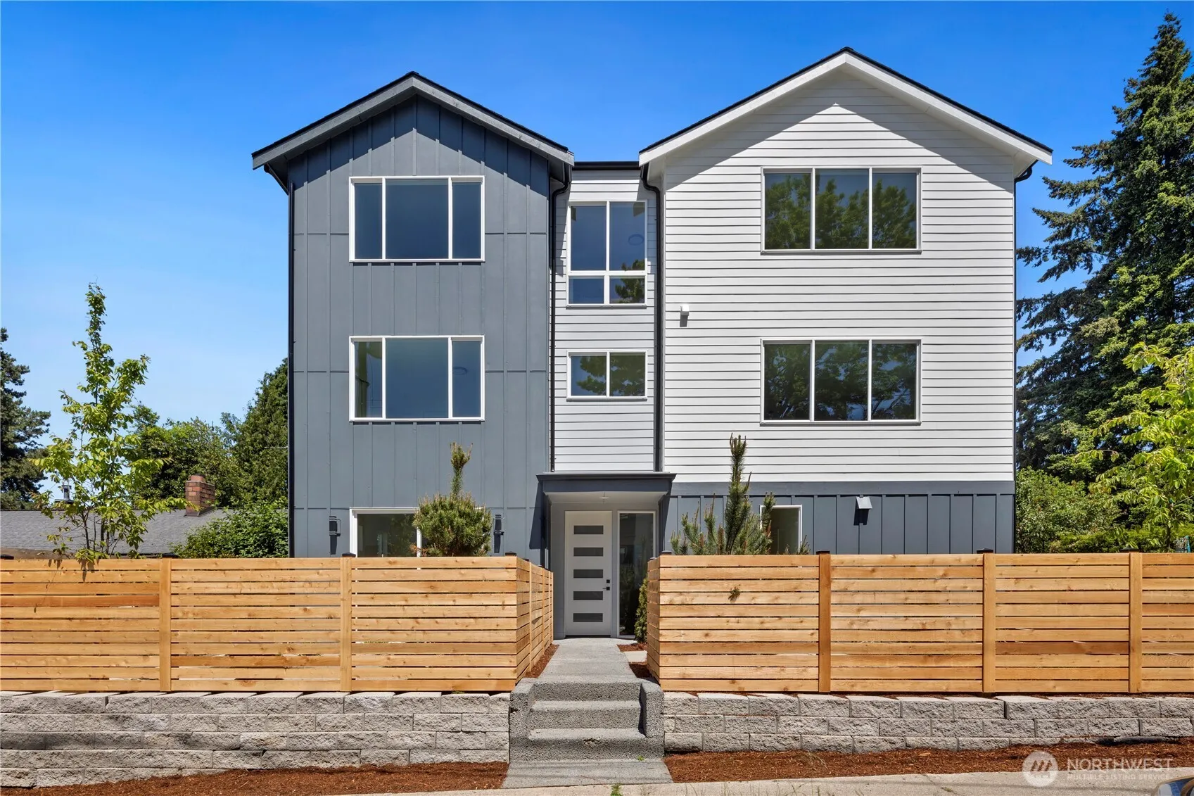 Property photo for 332 Ne 90th Street, Seattle
