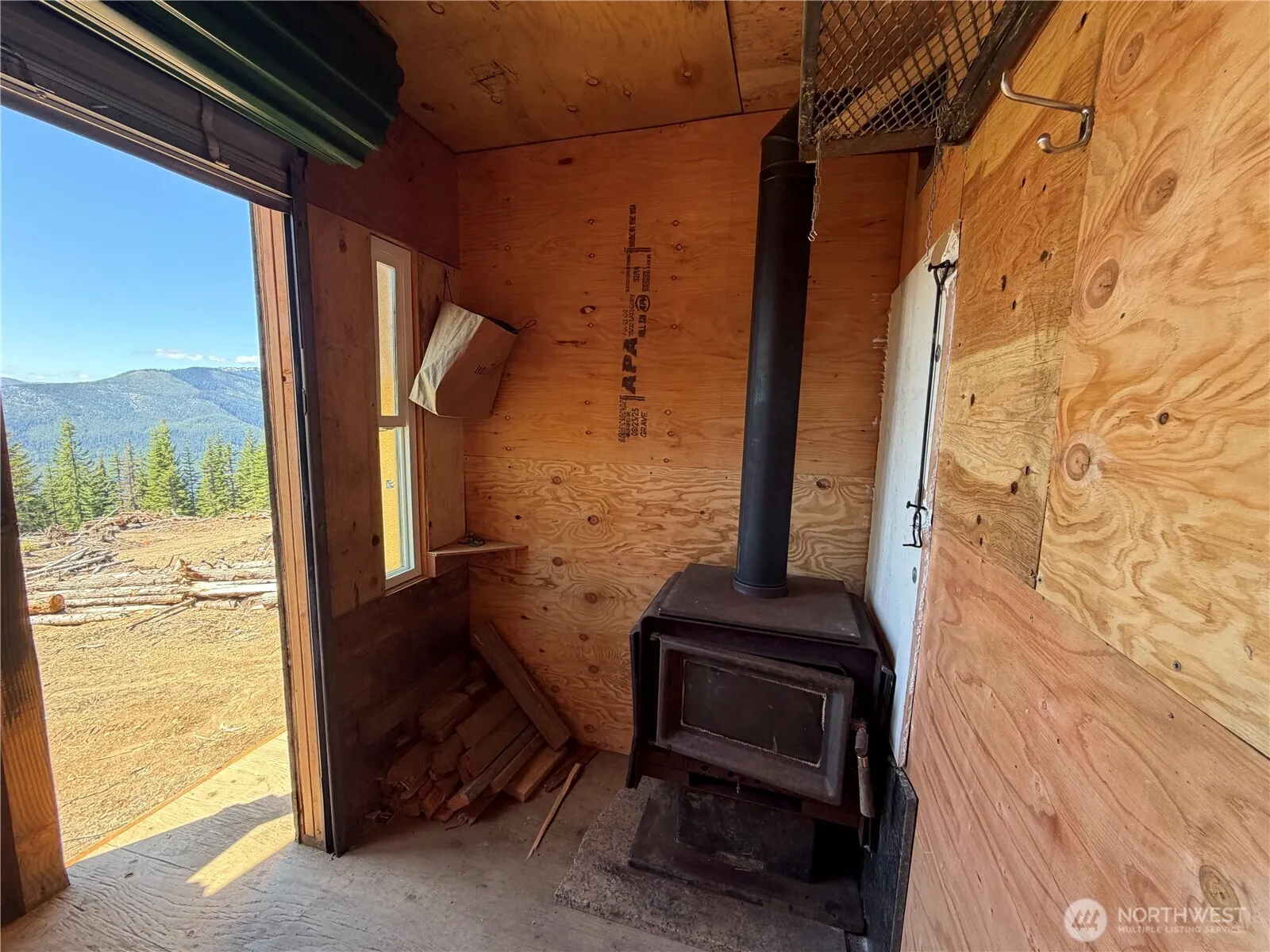 Property photo for 0 Fs Rd 124, Snoqualmie Pass photo 5