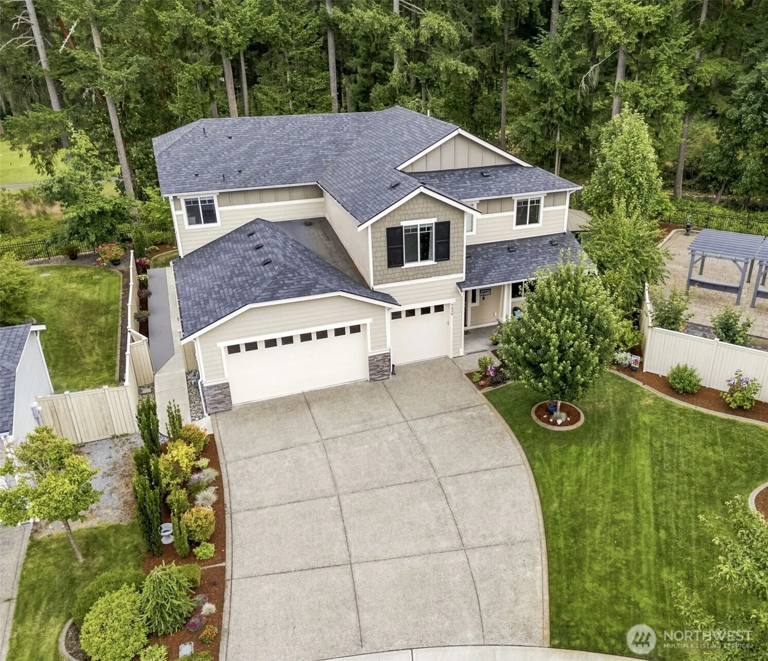 Property photo for 9339 Balata Court Ne, Lacey