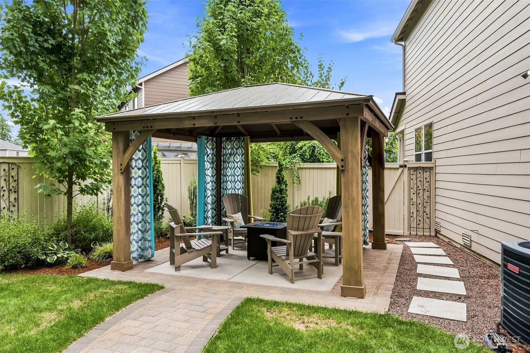 Property photo for 9339 Balata Court Ne, Lacey photo 3