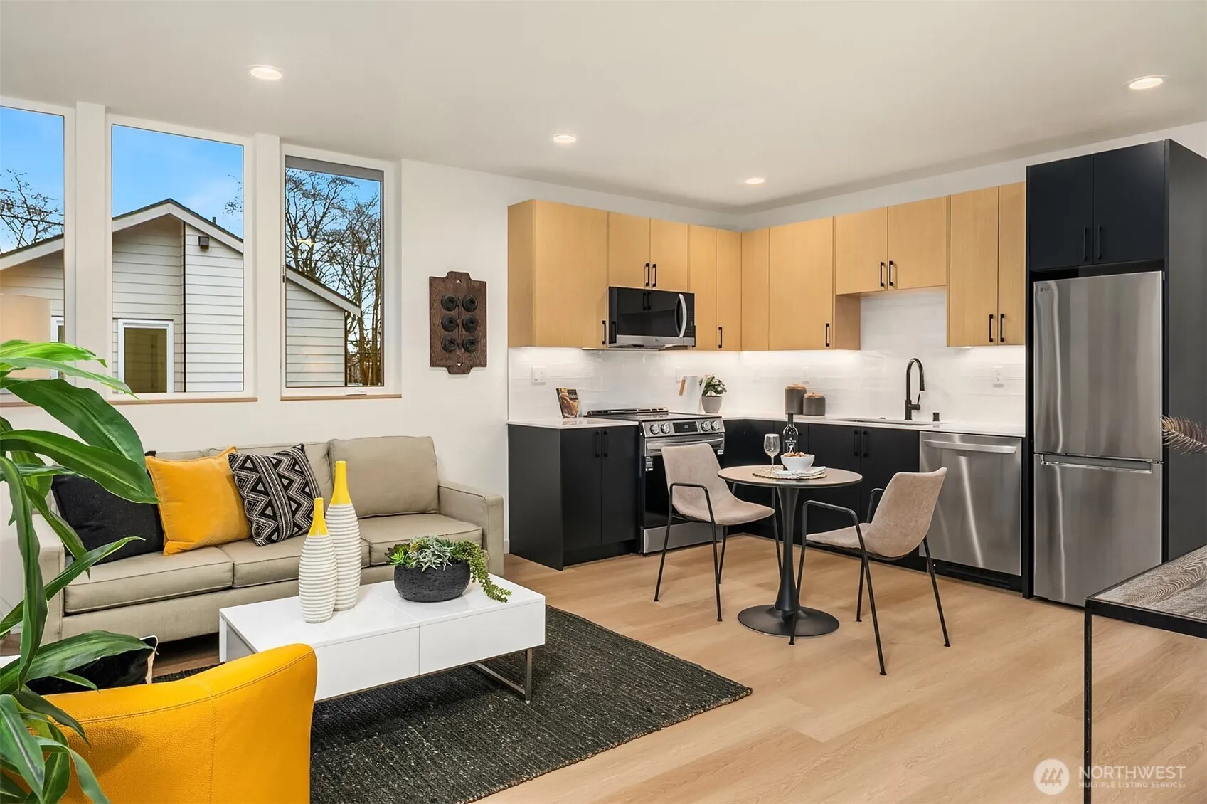 Property photo for 1457 22nd Avenue #b, Seattle photo 5