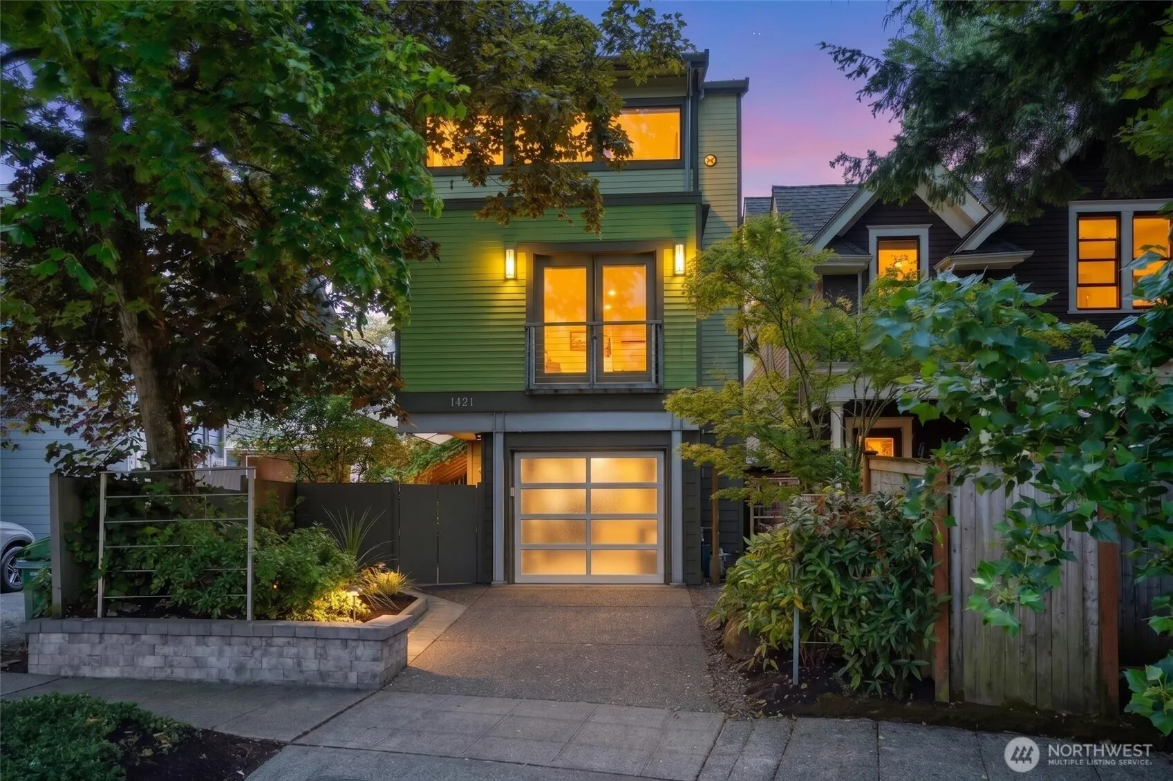 Property photo for 1421 E Denny W, Seattle