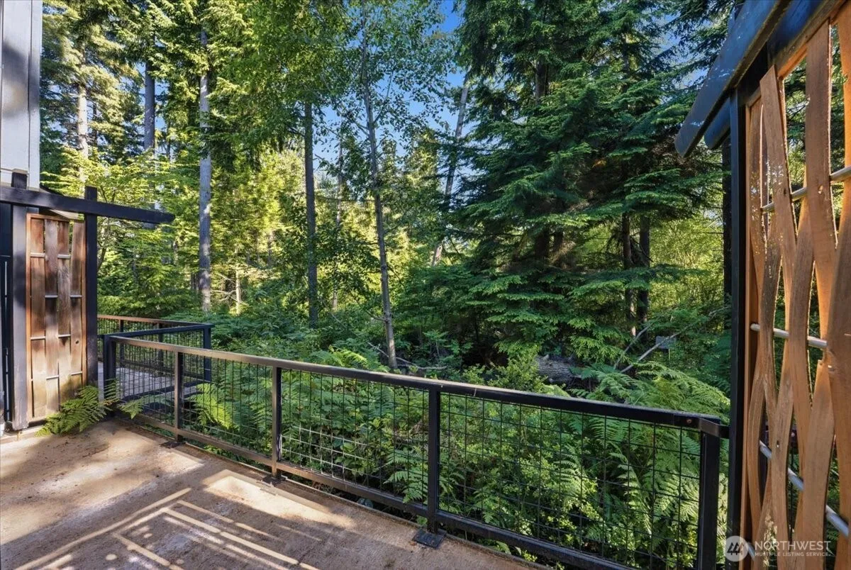 Property photo for 4890 Deerfield Place, Mukilteo photo 2