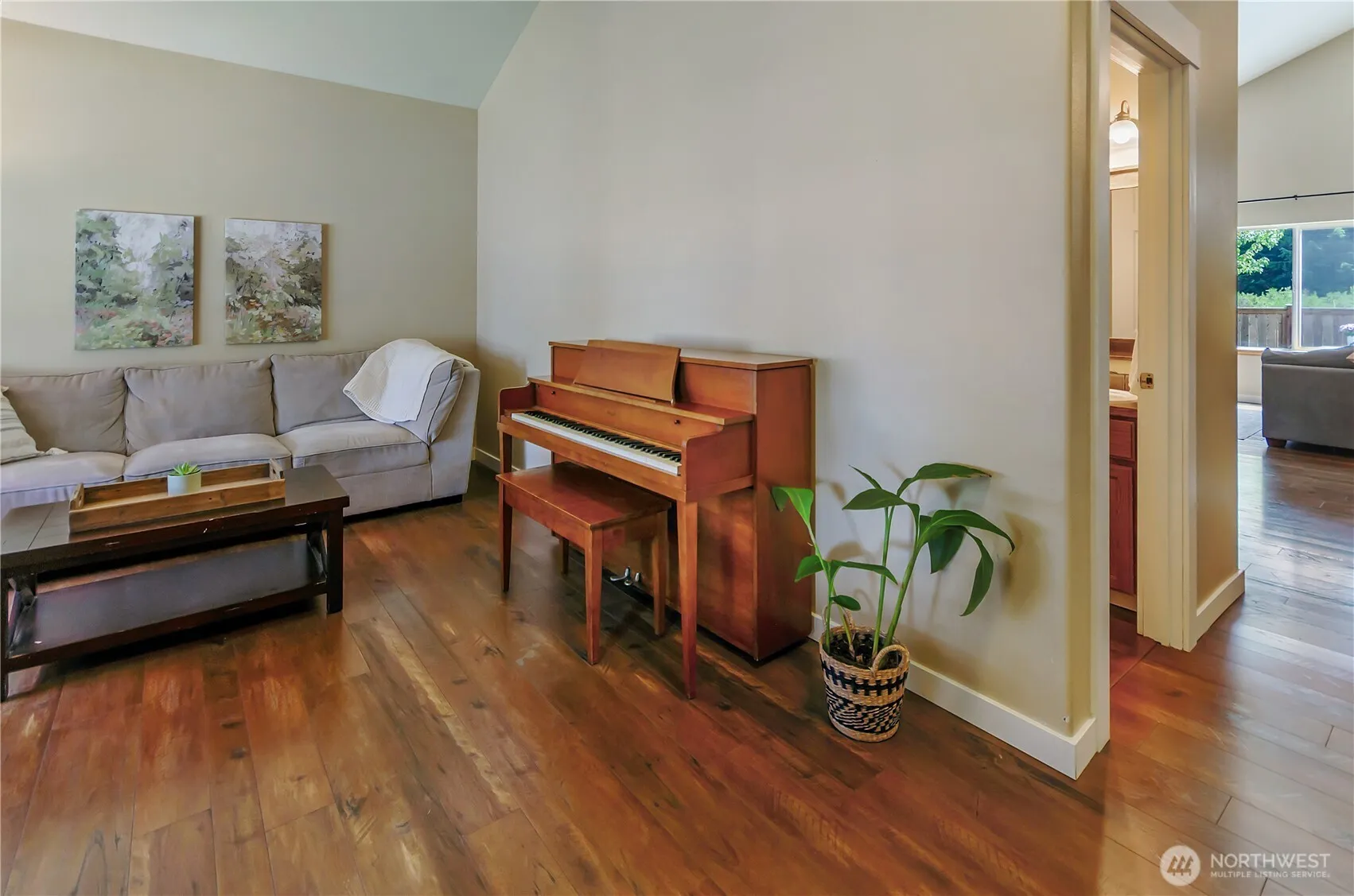 Property photo for 6932 Prosik Lane Sw, Olympia photo 4