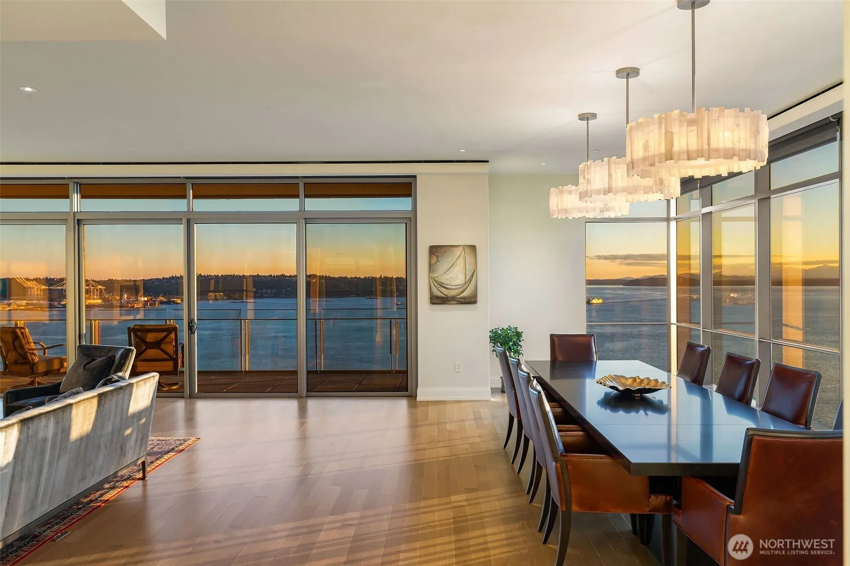Property photo for 99 Union Street #1801, Seattle photo 4