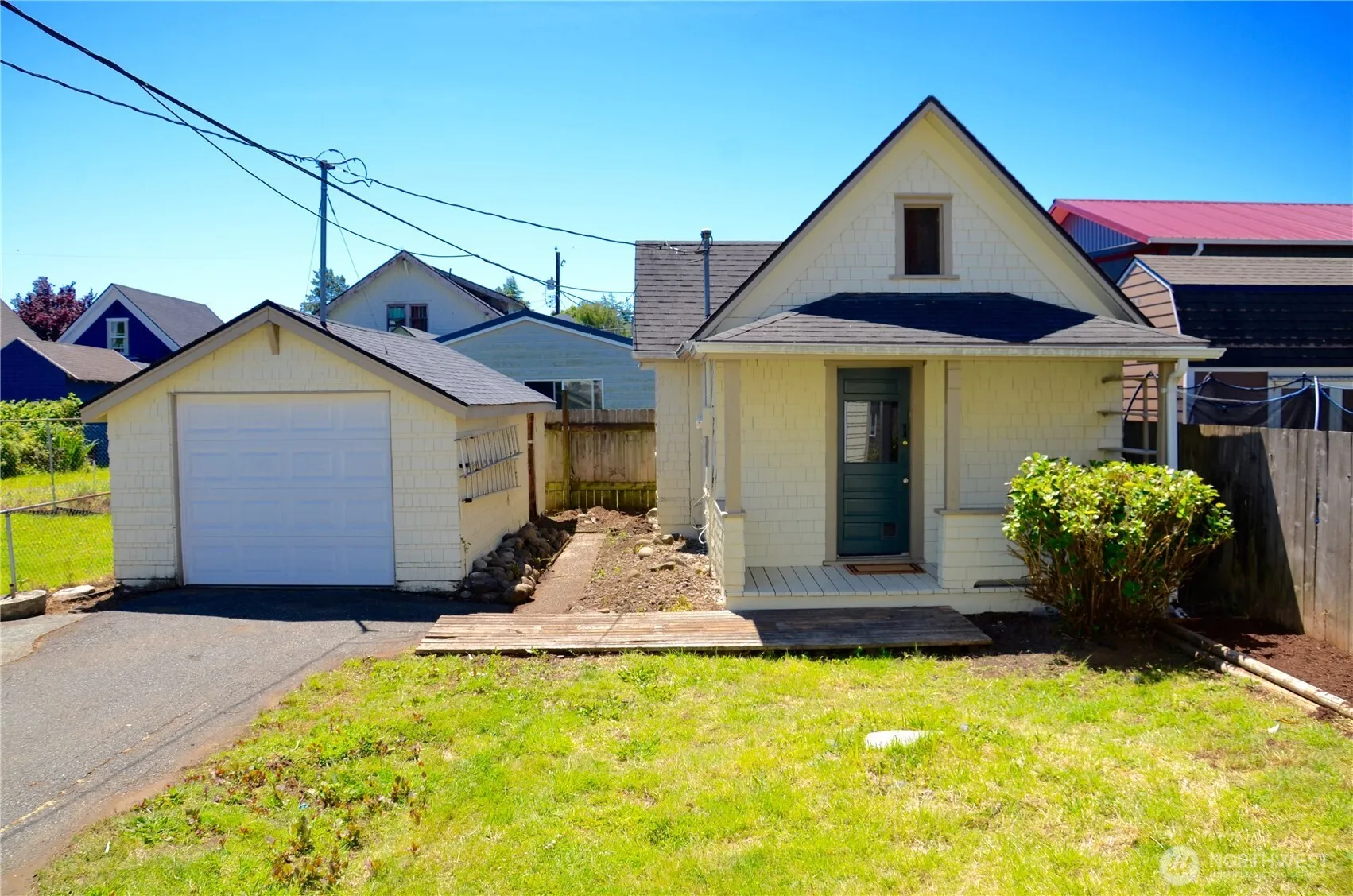 Property photo for 464 Eklund Avenue, Hoquiam photo 3