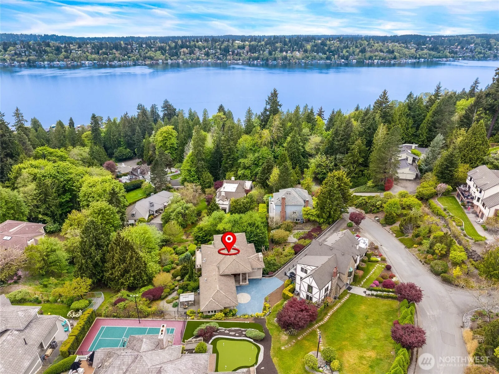Property photo for 6317 Ne 138th Place, Kirkland photo 3