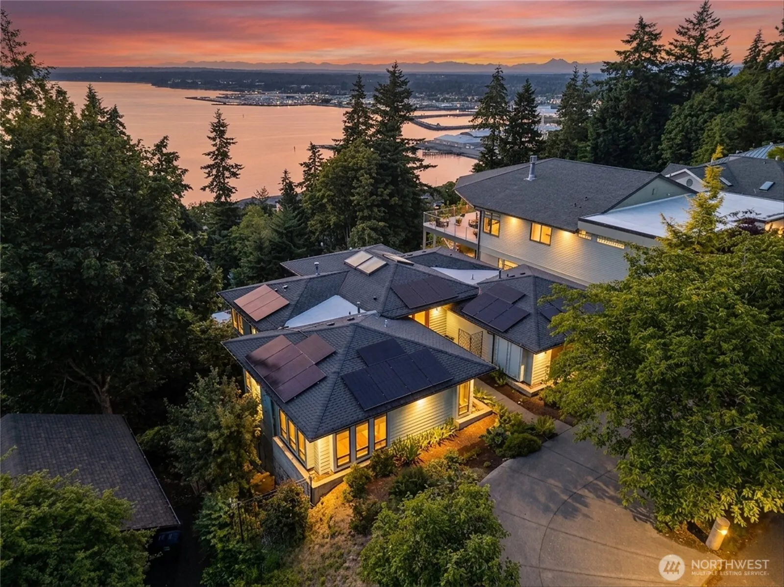 Property photo for 104 Morey Avenue, Bellingham