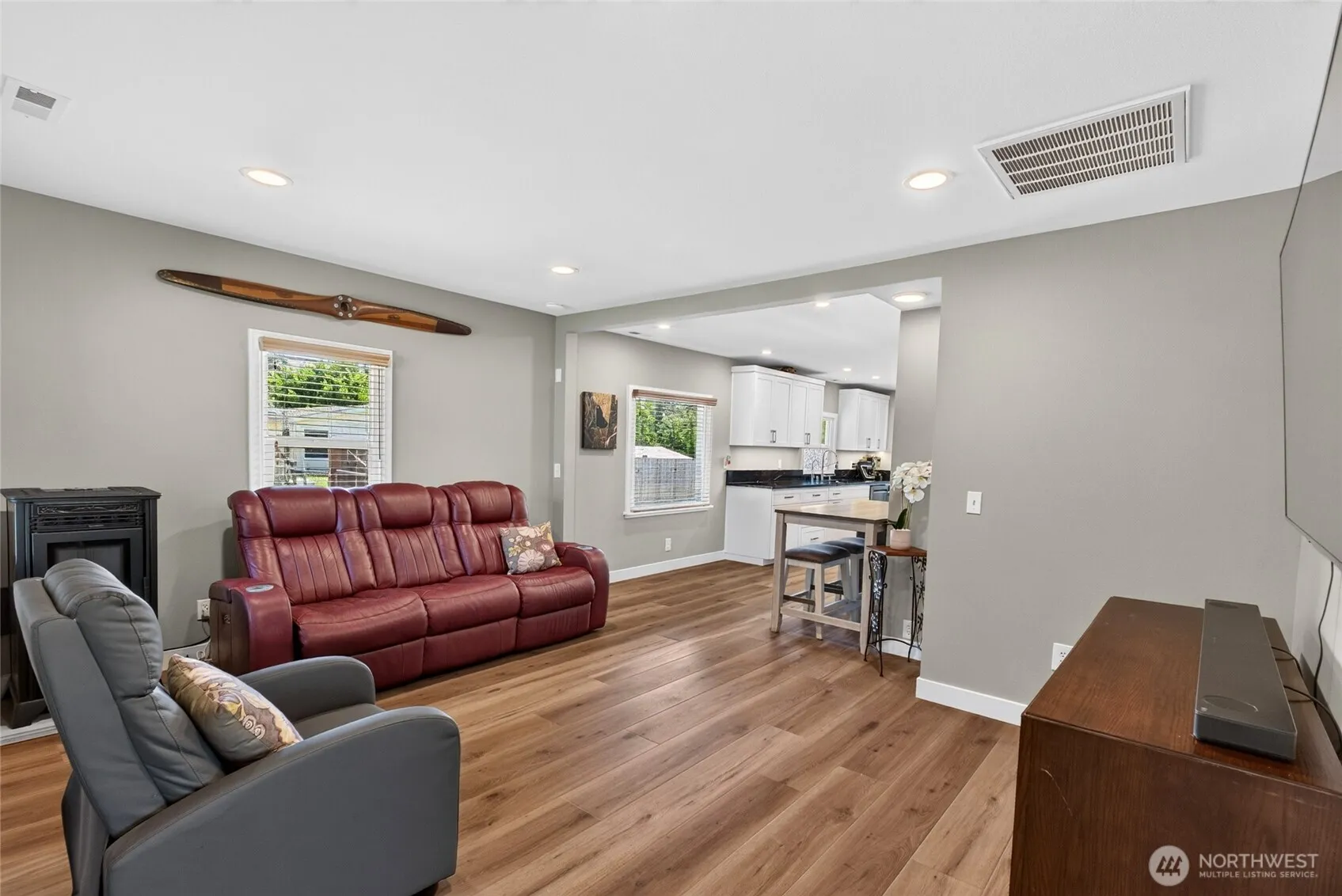 Property photo for 10520 50th Avenue E, Tacoma photo 5