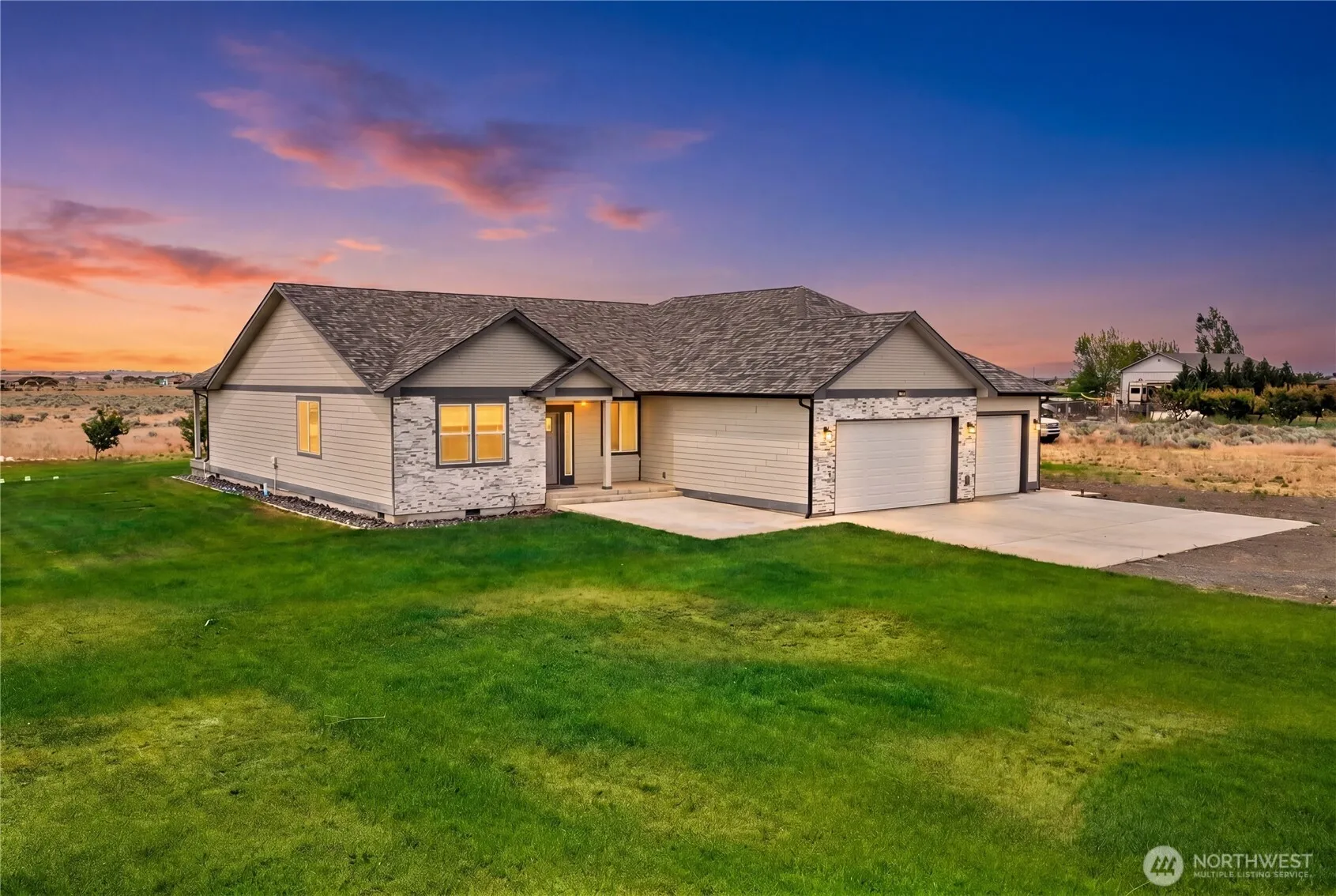 Property photo for 7526 Road D.5 Ne, Moses Lake
