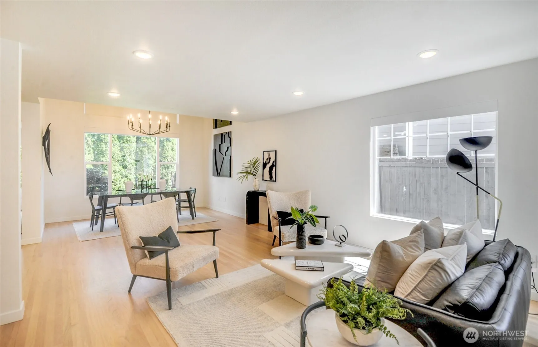 Property photo for 1622 Monroe Avenue Ne, Renton photo 5