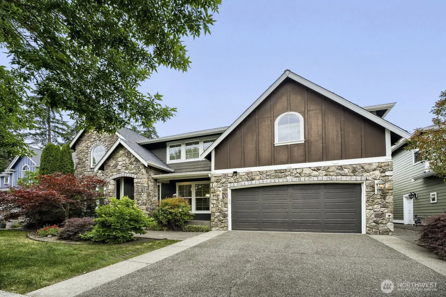 Property photo for 3840 Cameron Drive Ne, Lacey photo 2