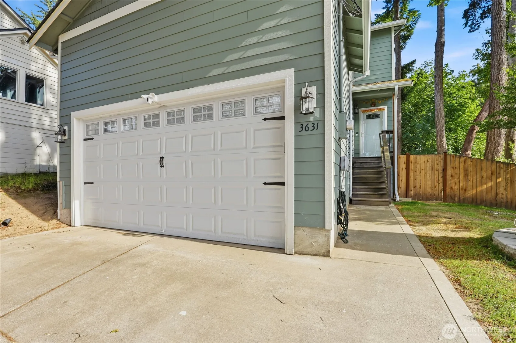 Property photo for 3631 W F Street, Bremerton photo 2