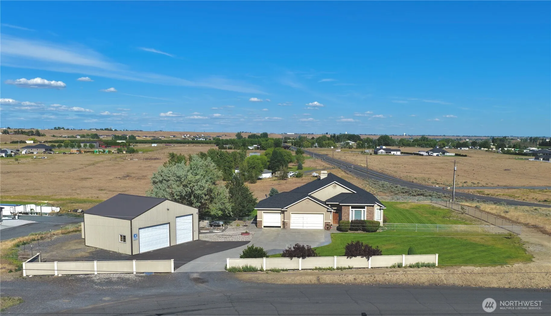 Property photo for 7019 Ne Lake Vista Drive, Moses Lake