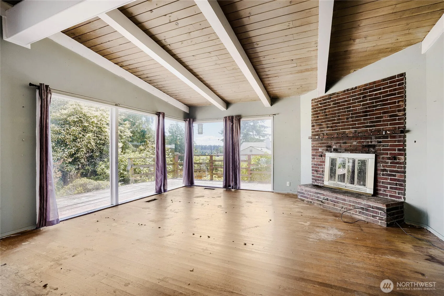 Property photo for 16615 10th Avenue Sw, Burien photo 2