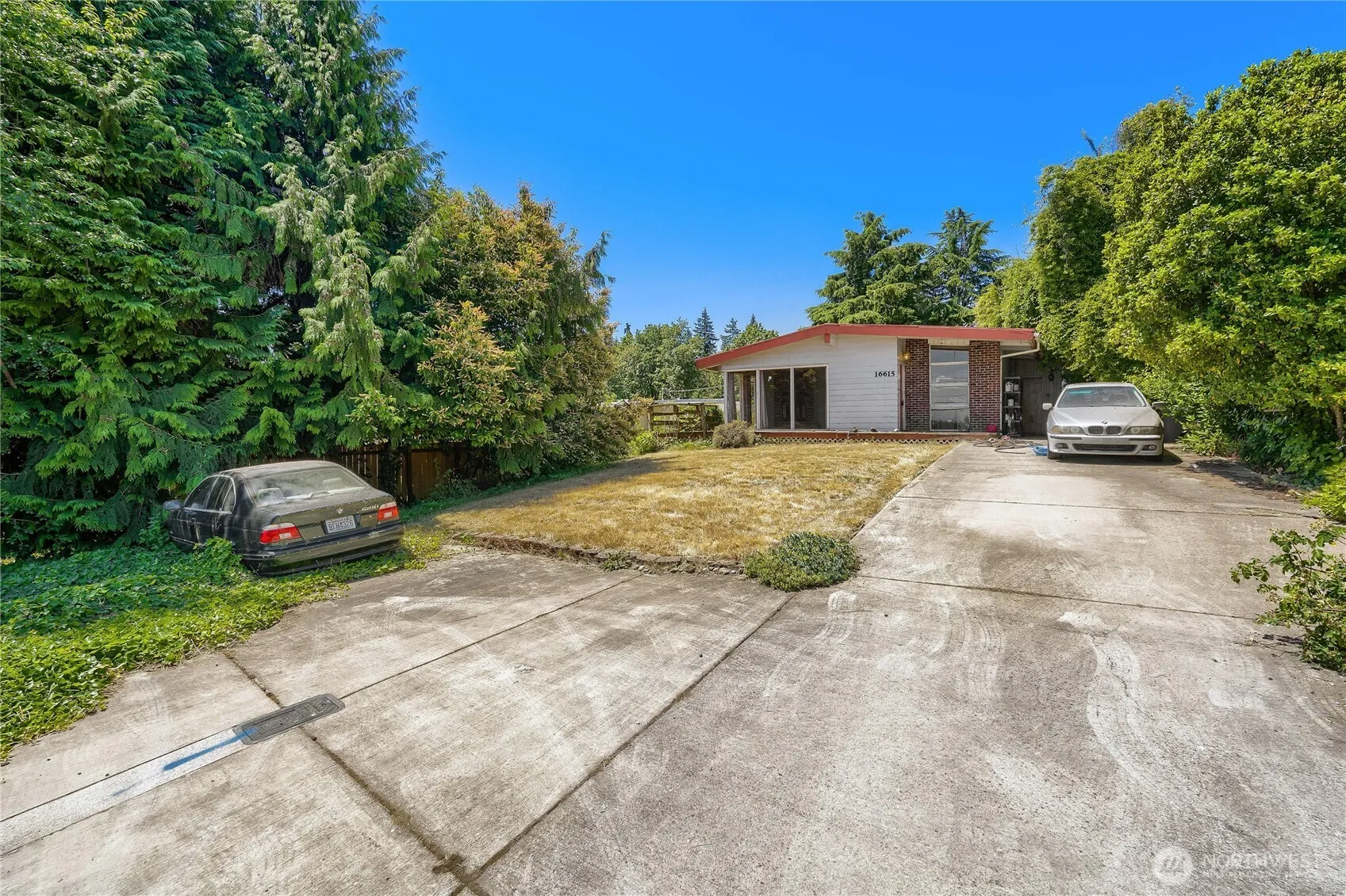 Property photo for 16615 10th Avenue Sw, Burien