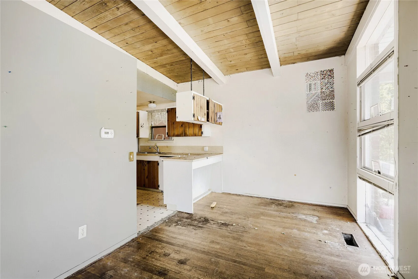 Property photo for 16615 10th Avenue Sw, Burien photo 5