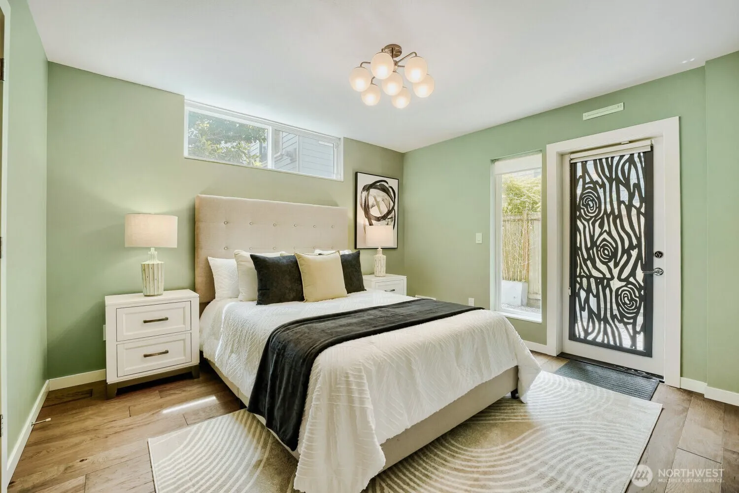 Property photo for 6533 34th Avenue Sw #b, Seattle photo 5