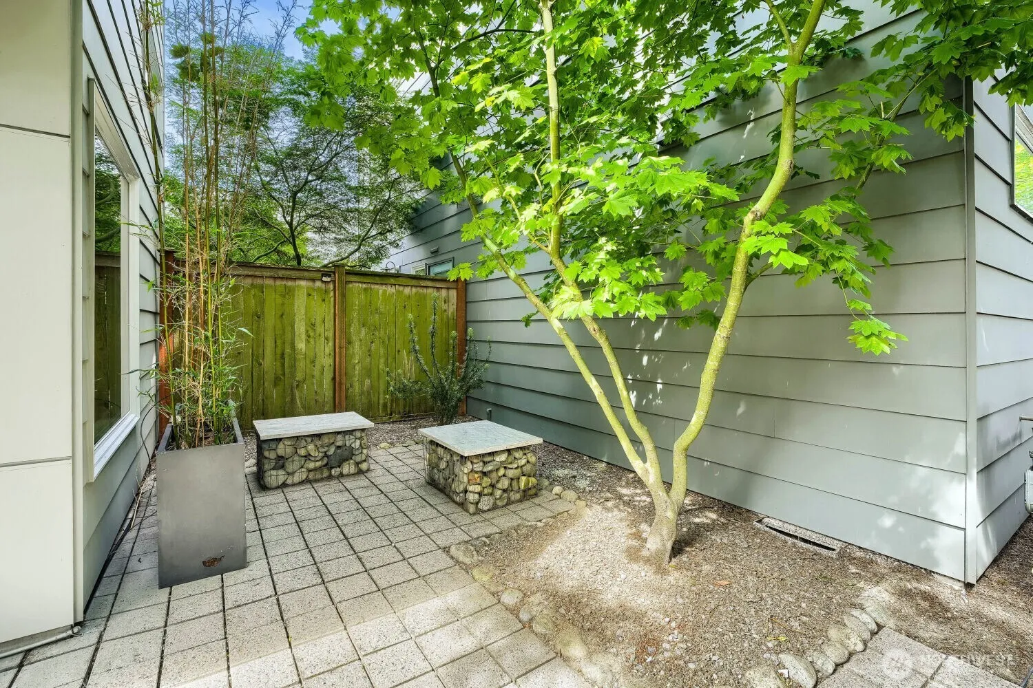 Property photo for 6533 34th Avenue Sw #b, Seattle photo 4