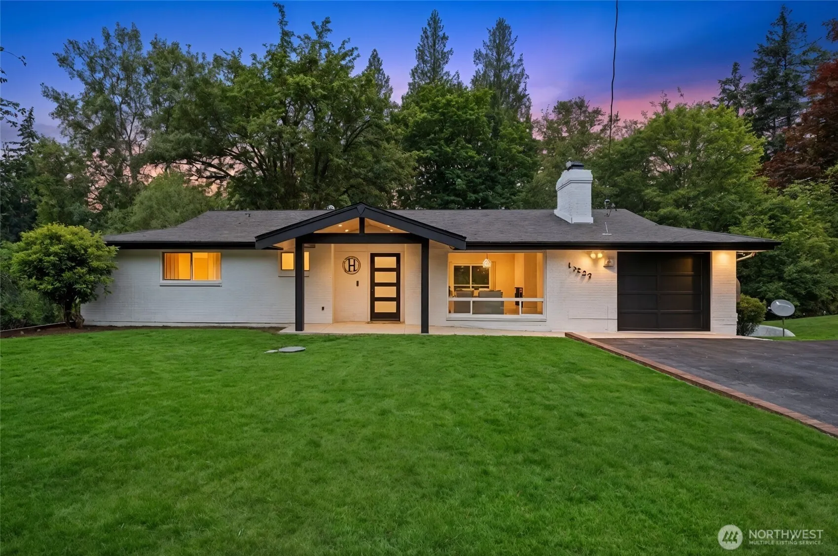 Property photo for 13227 Lake Kathleen Road Se, Renton