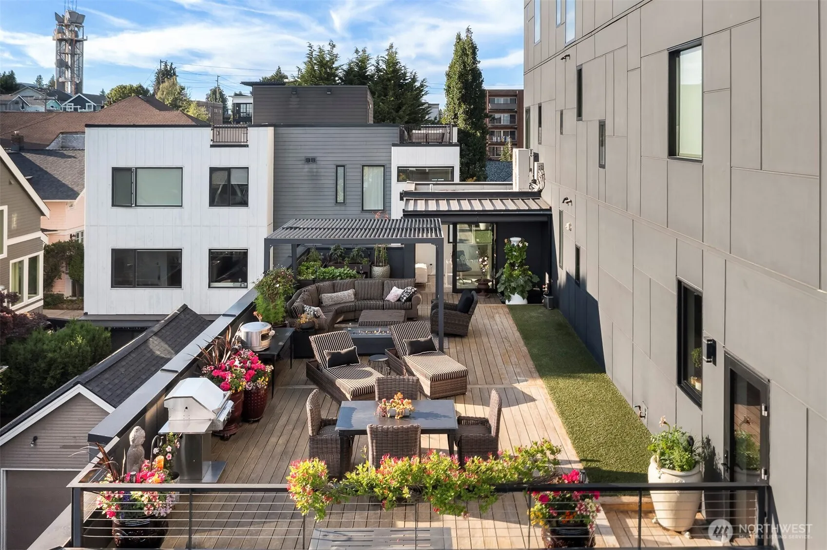 Property photo for 210 W Comstock Street #301, Seattle photo 2