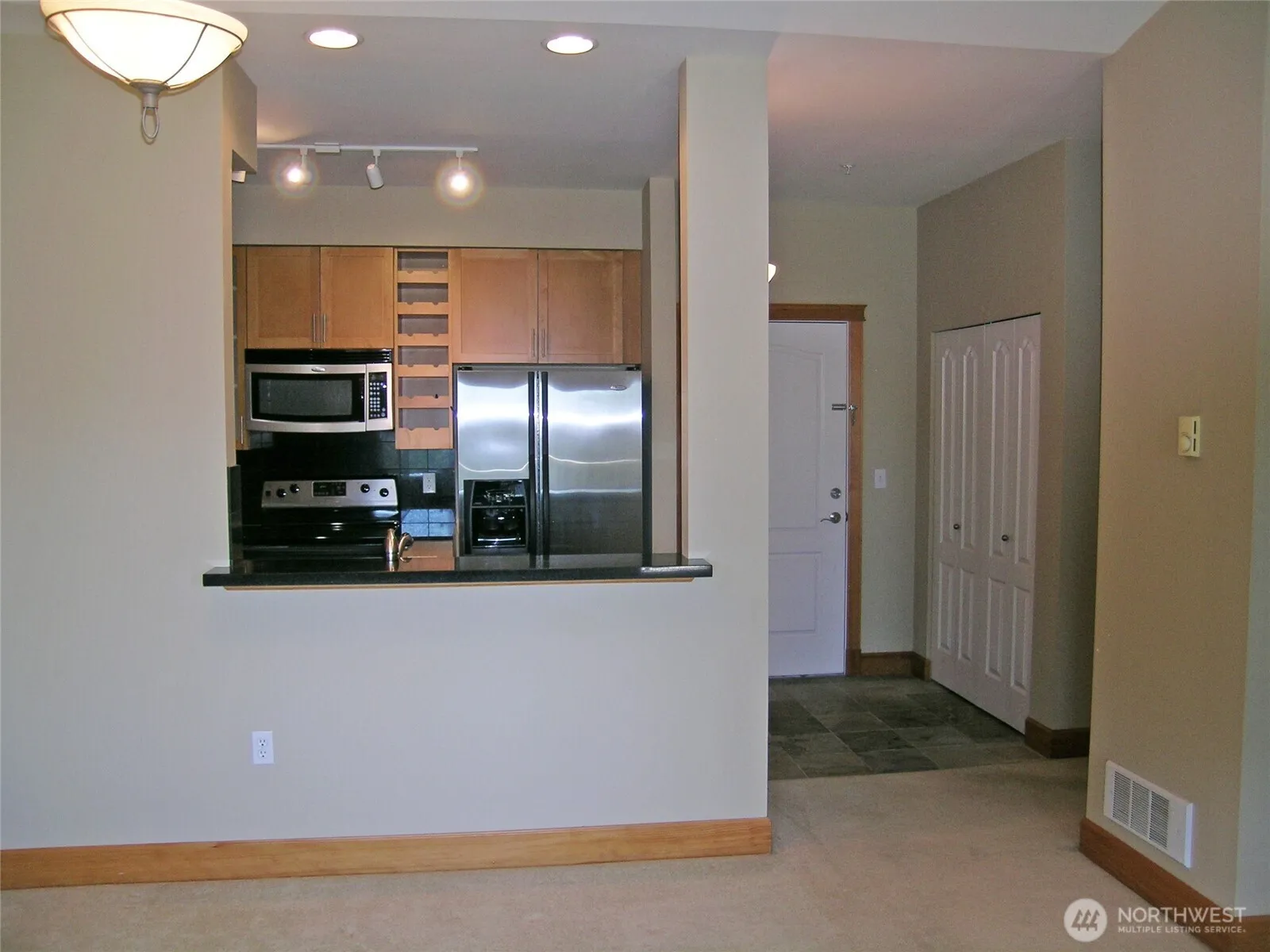 Property photo for 255 W Bakerview Road #401, Bellingham photo 5