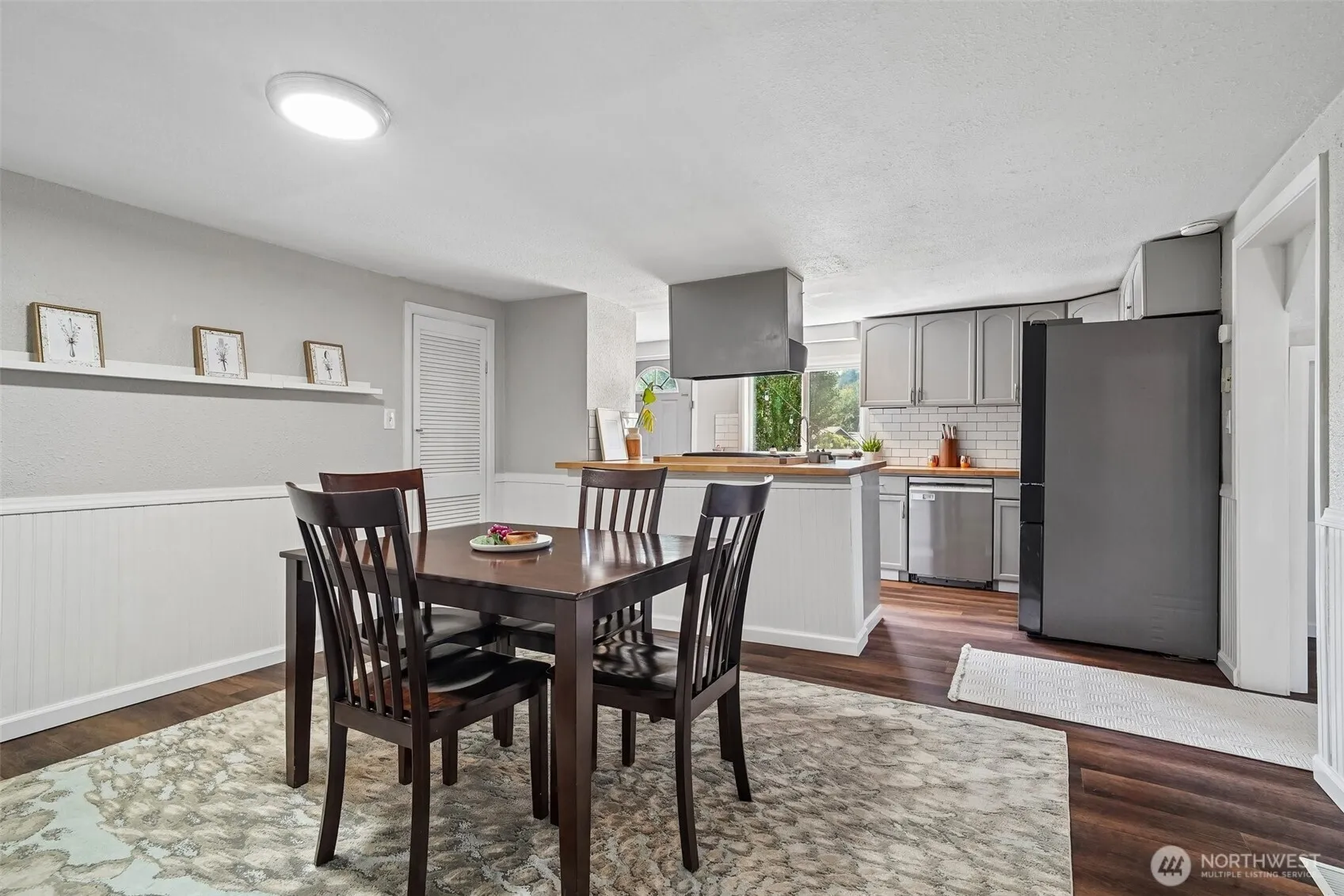 Property photo for 221 3rd Avenue Nw, Pacific photo 4