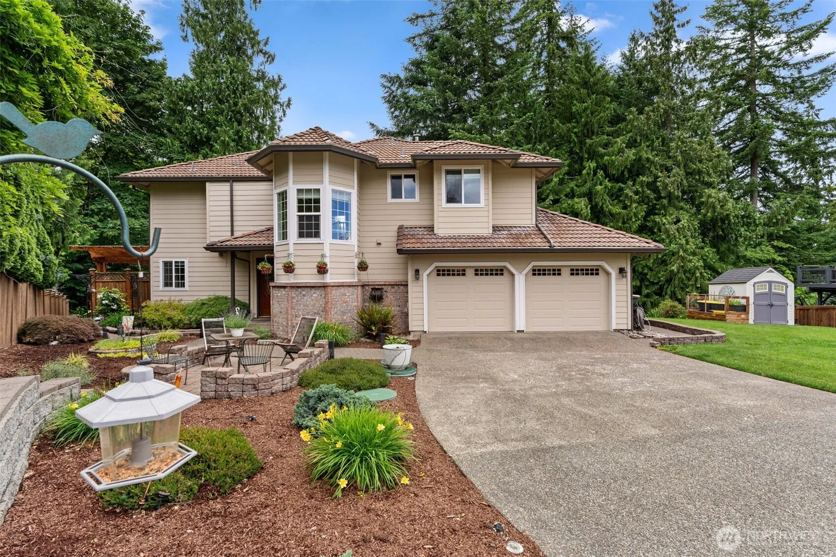 Property photo for 5025 Laura Street Se, Olympia