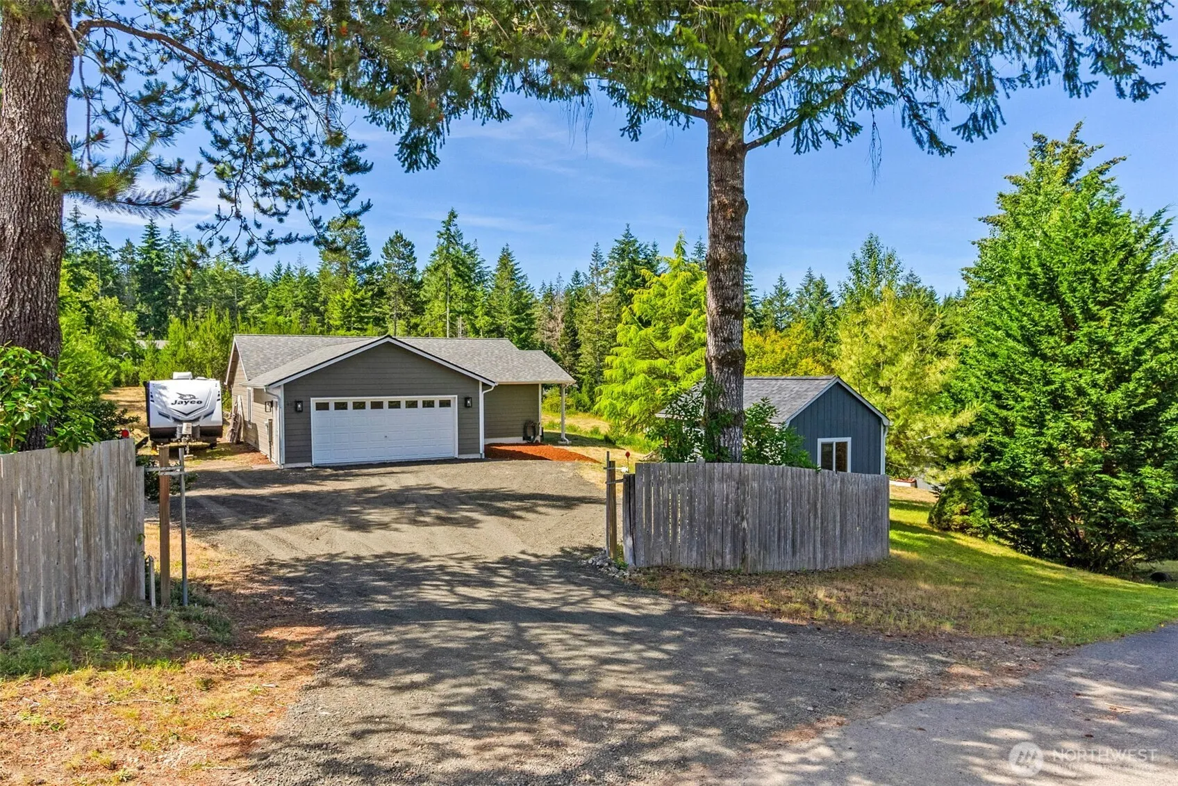 Property photo for 40 E Snowcrest Lane, Shelton photo 2