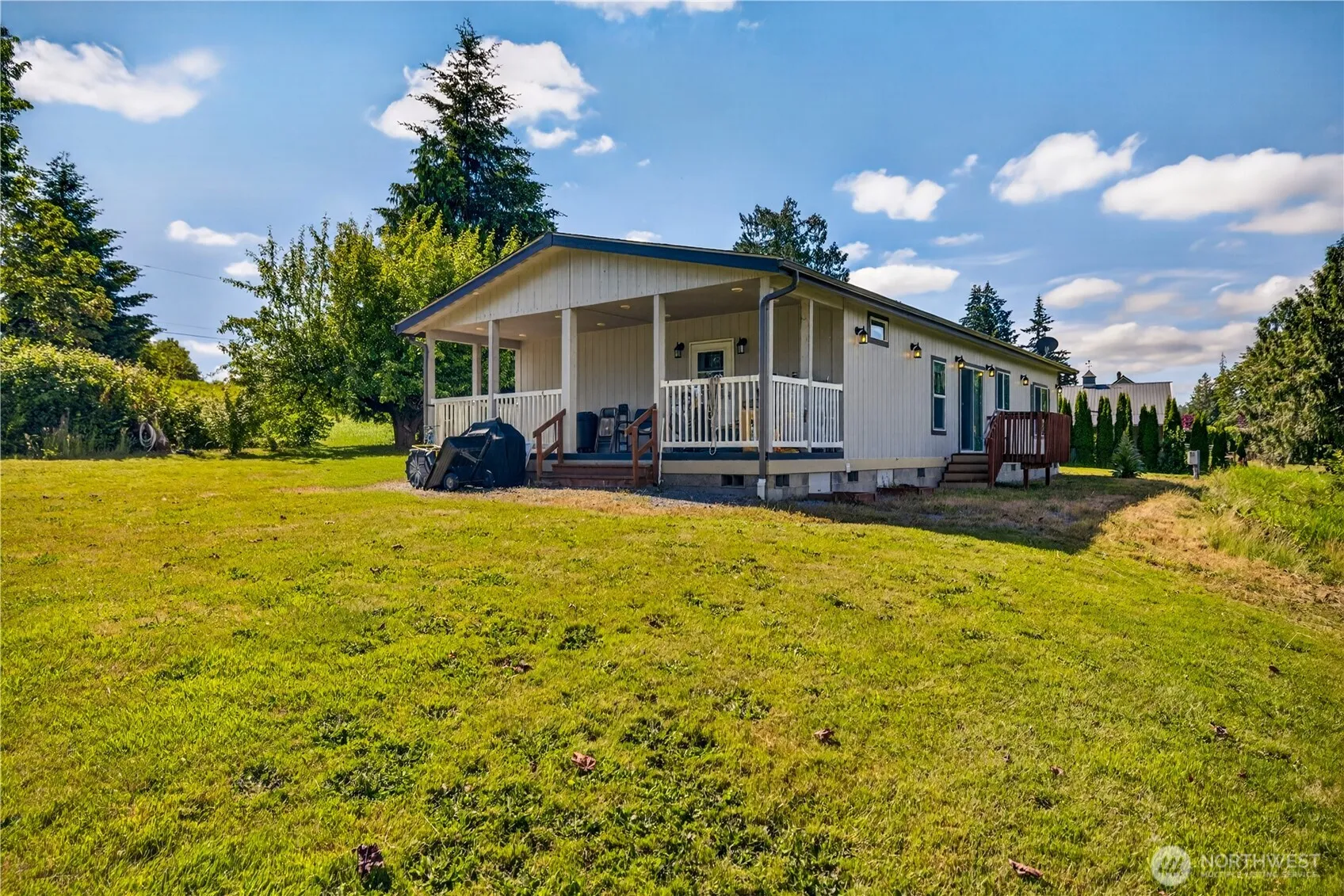 Property photo for 3973 Francis Road, Mount Vernon photo 4