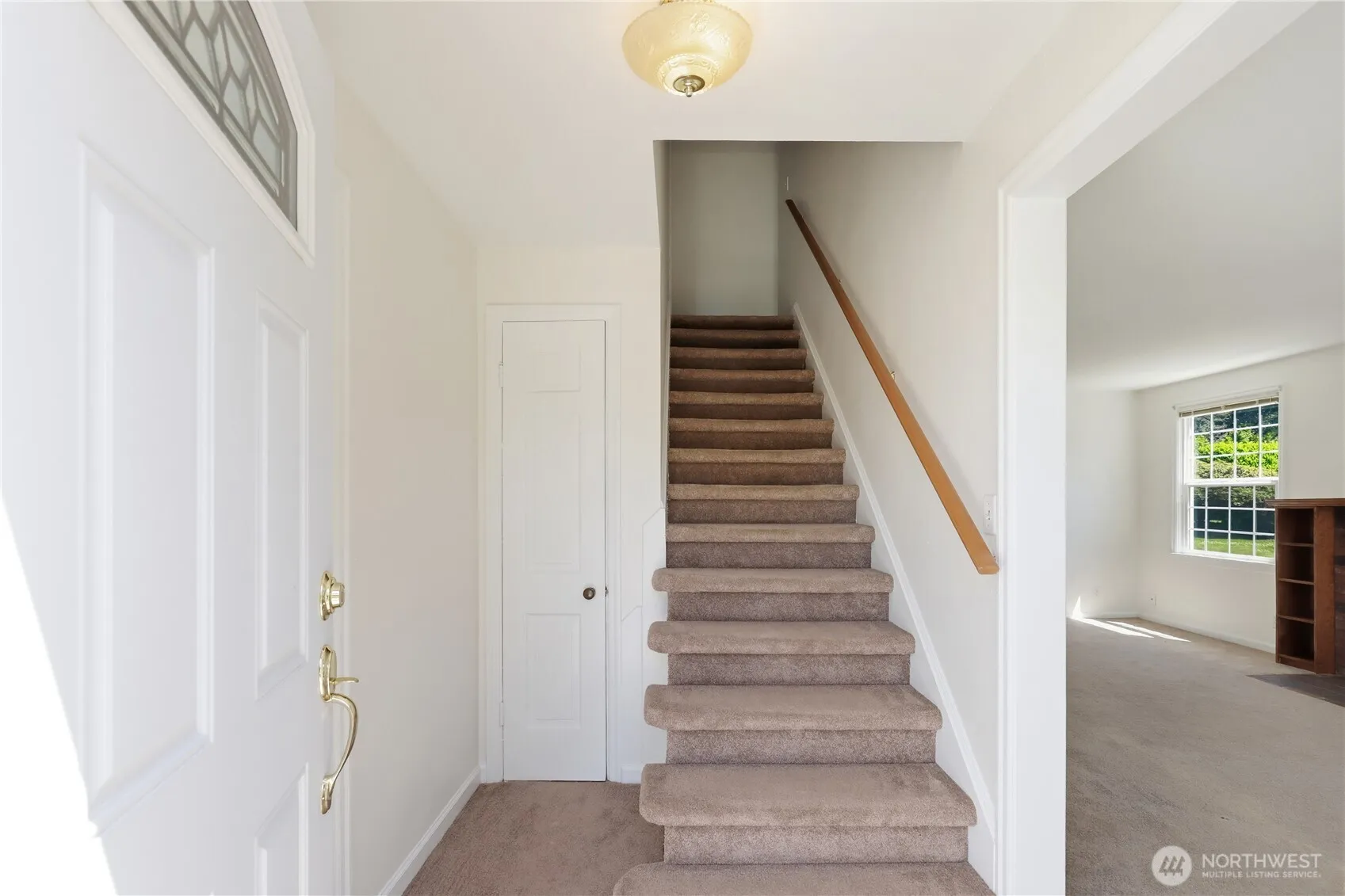 Property photo for 2926 Hawthorne Place Se, Olympia photo 2