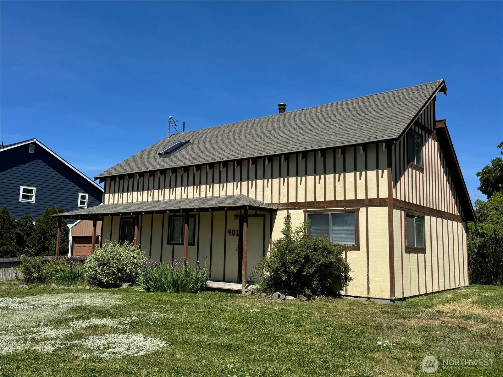 Property photo for 401 W 14th Avenue, Ellensburg