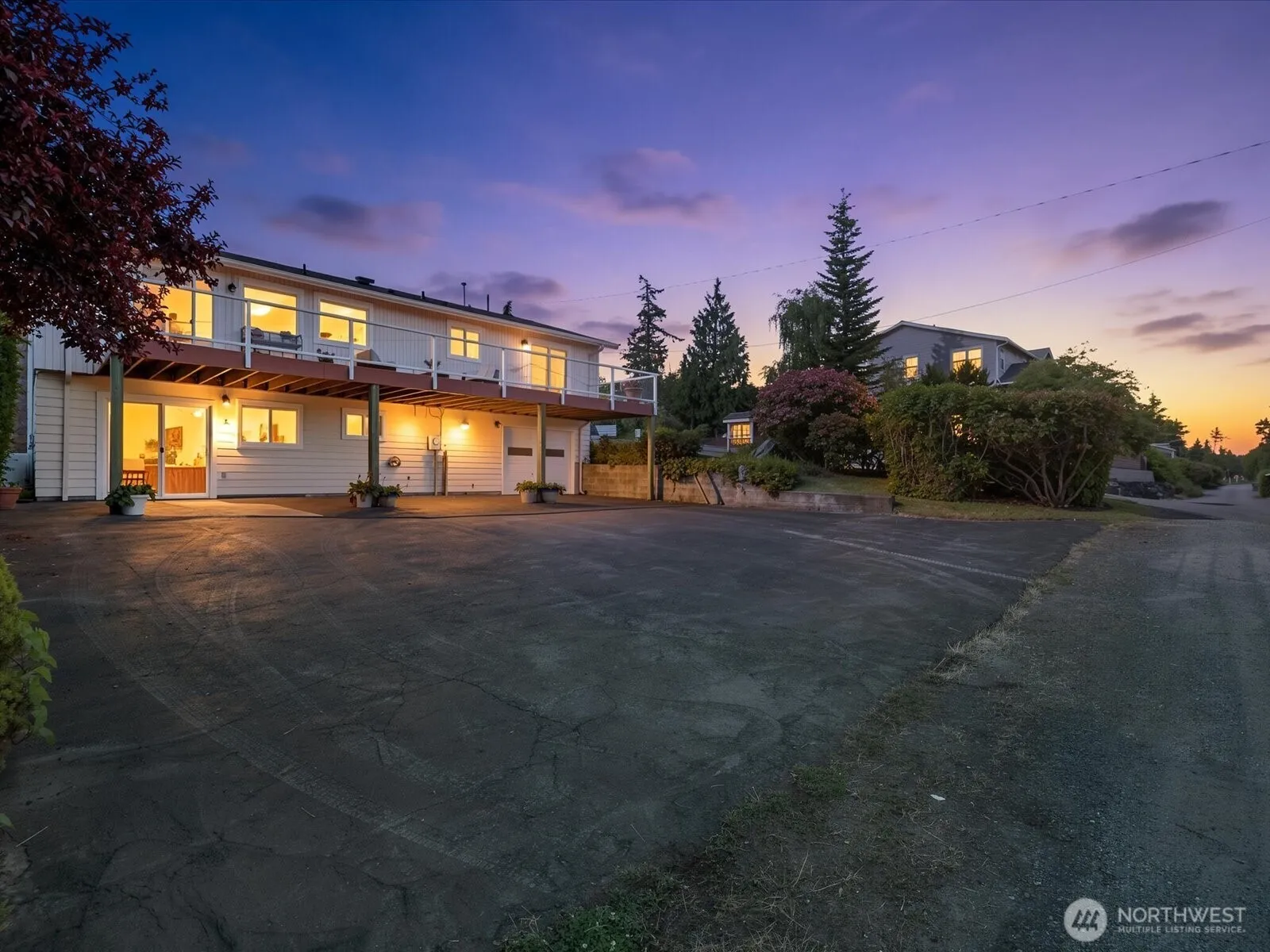 Property photo for 3420 W 3rd Street, Anacortes photo 4