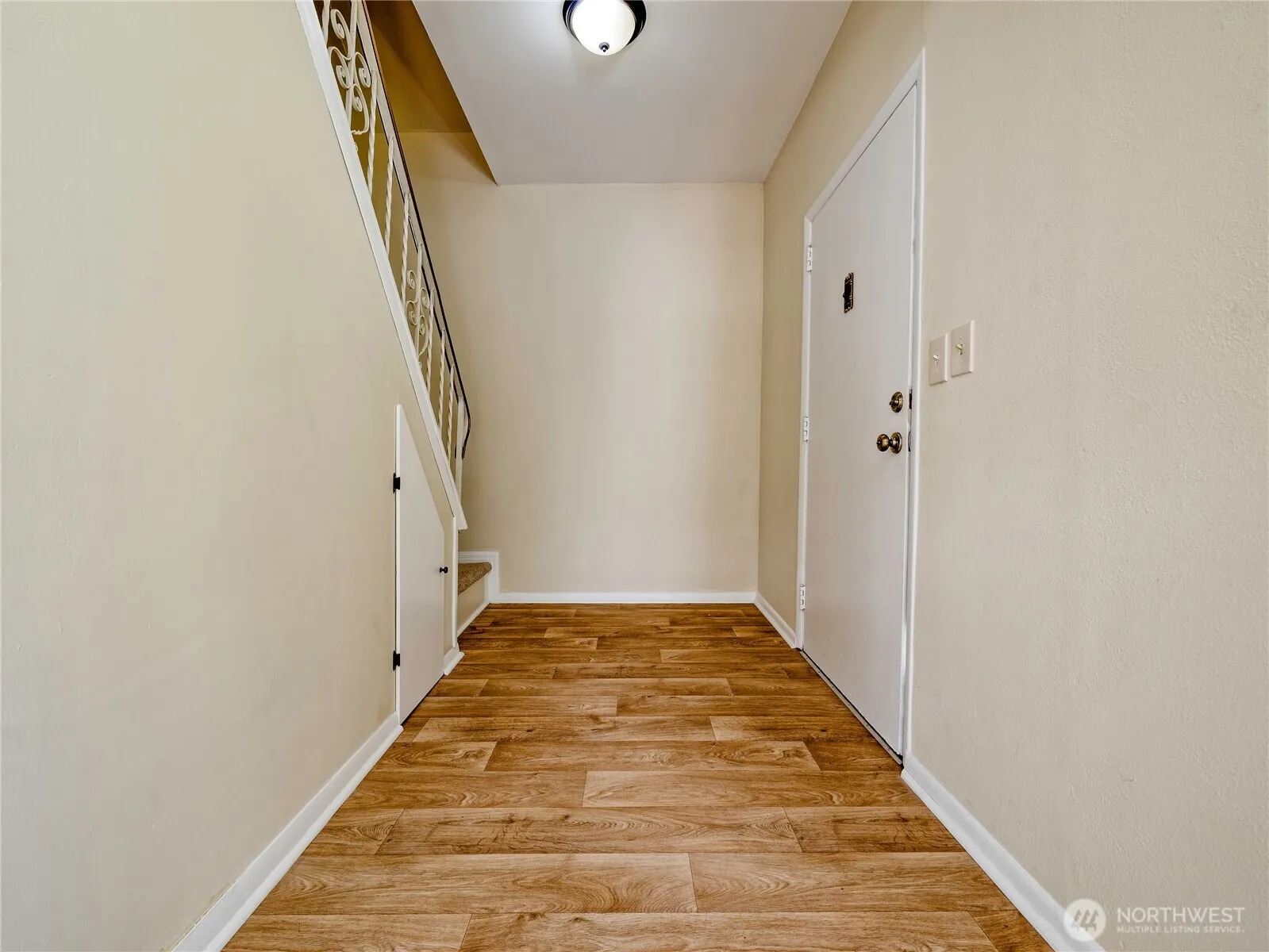 Property photo for 1615 E Wright Avenue, Tacoma photo 5