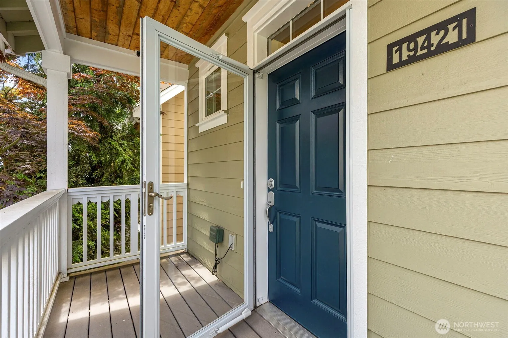 Property photo for 19421 Scoter Lane Ne, Poulsbo photo 3
