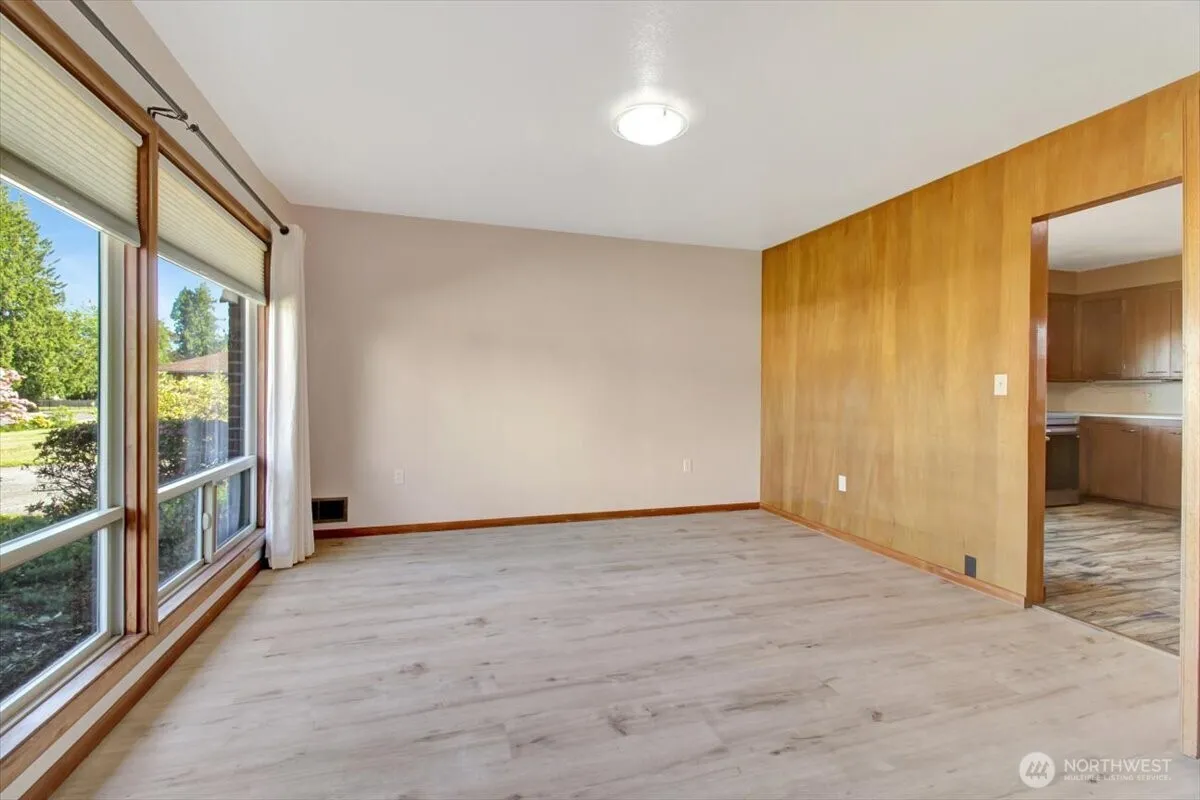 Property photo for 415 S Macleod Avenue, Arlington photo 4