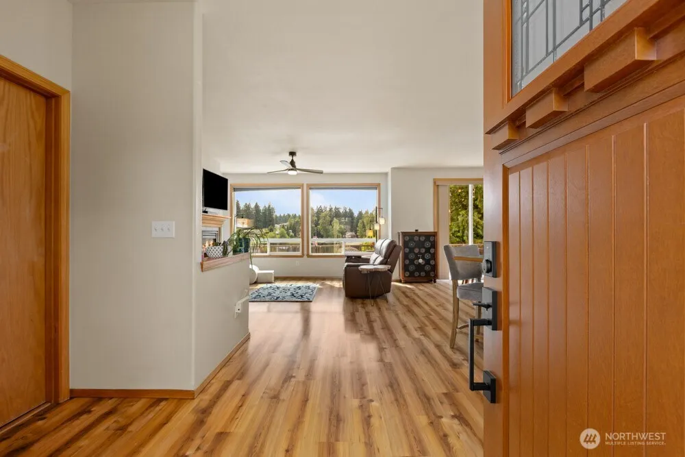 Property photo for 7505 185th Avenue E, Bonney Lake photo 3