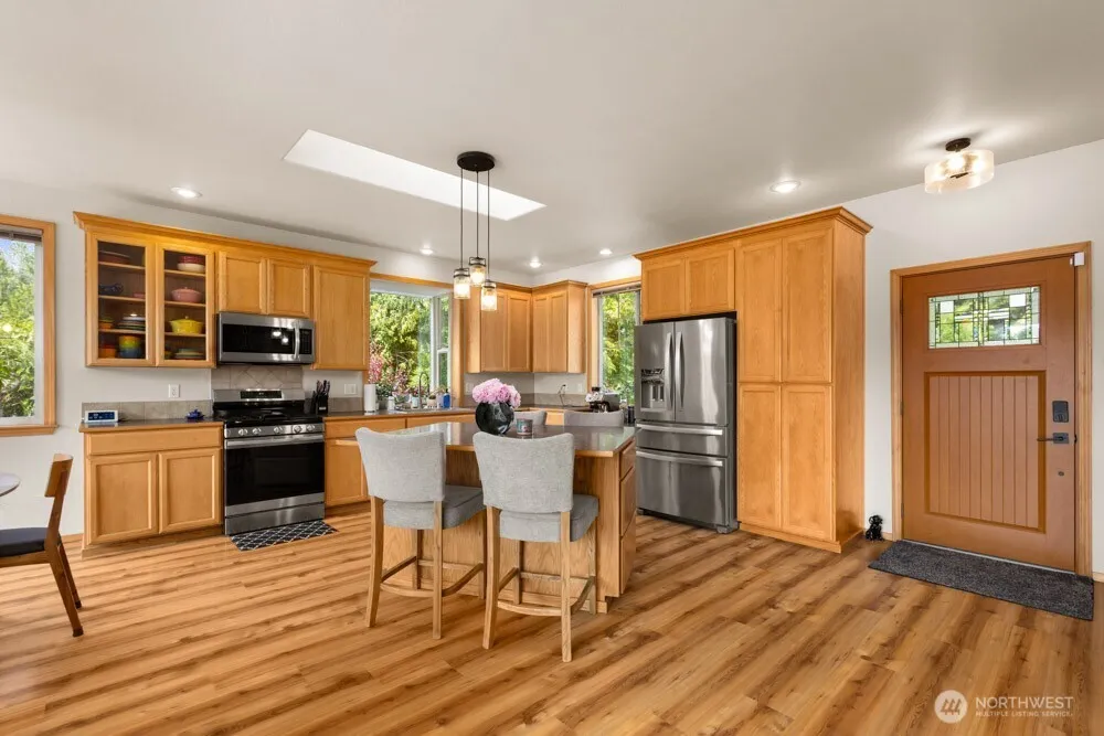 Property photo for 7505 185th Avenue E, Bonney Lake photo 4