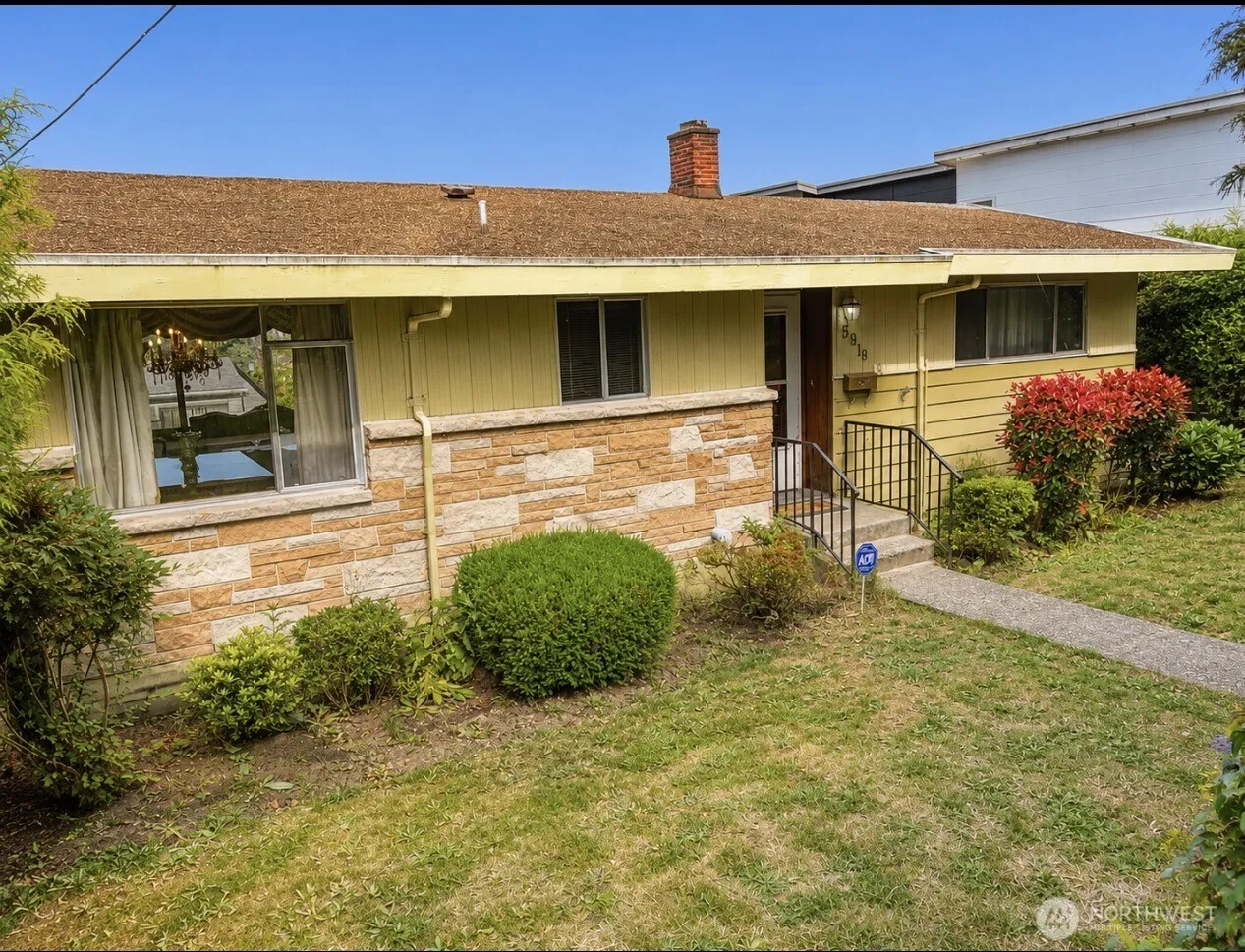Property photo for 5919 19th Ave S, Seattle photo 2