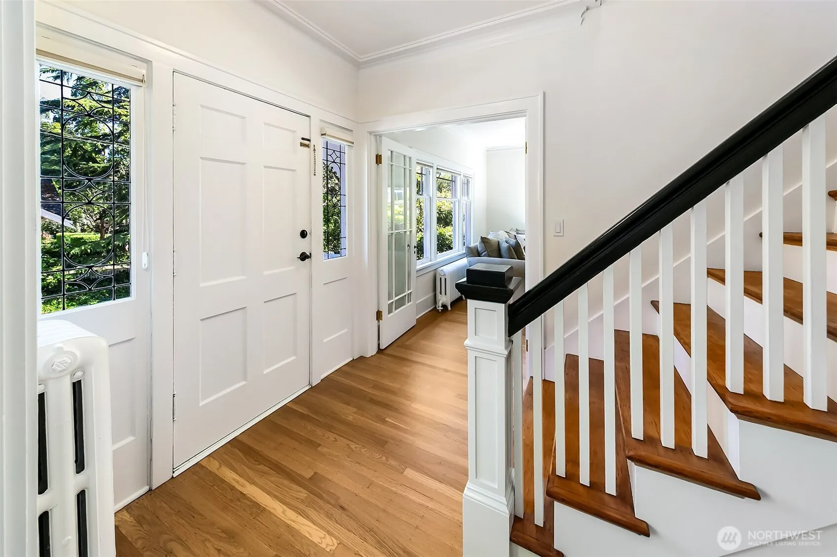 Property photo for 2415 E Newton Street, Seattle photo 2