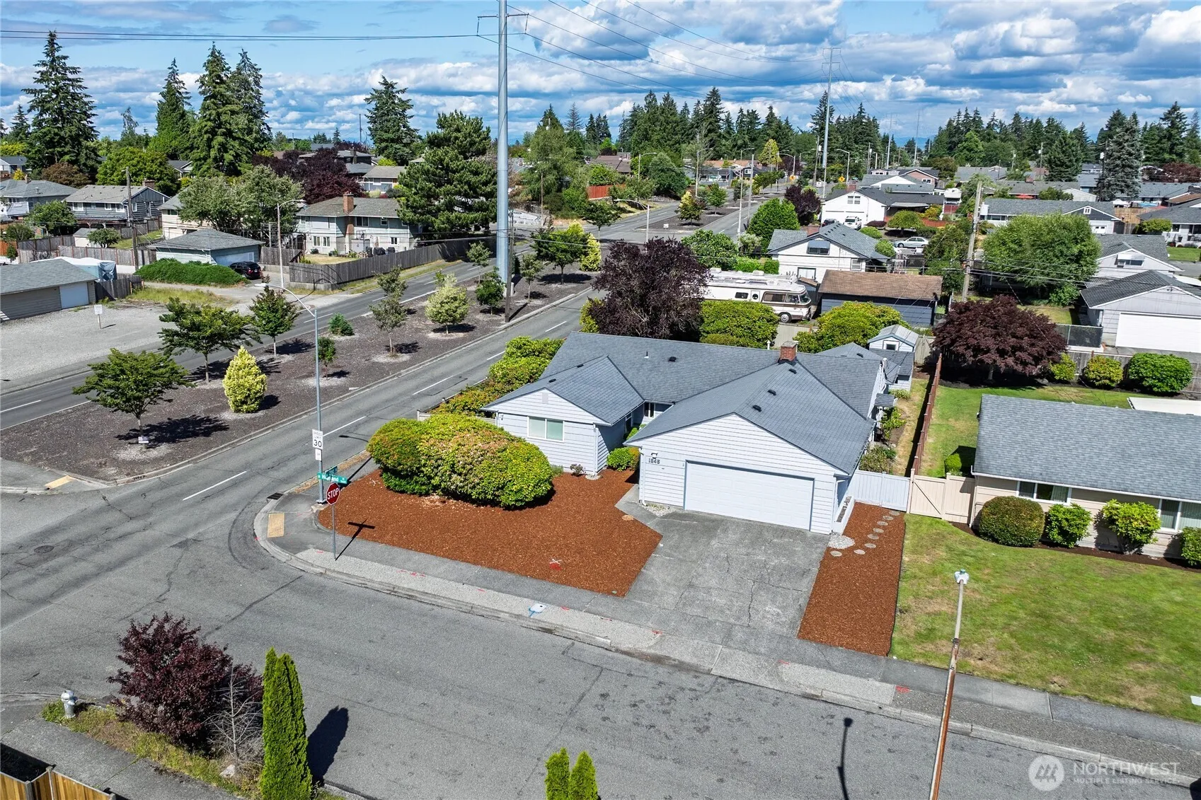 Property photo for 1845 N Highland Street, Tacoma photo 2