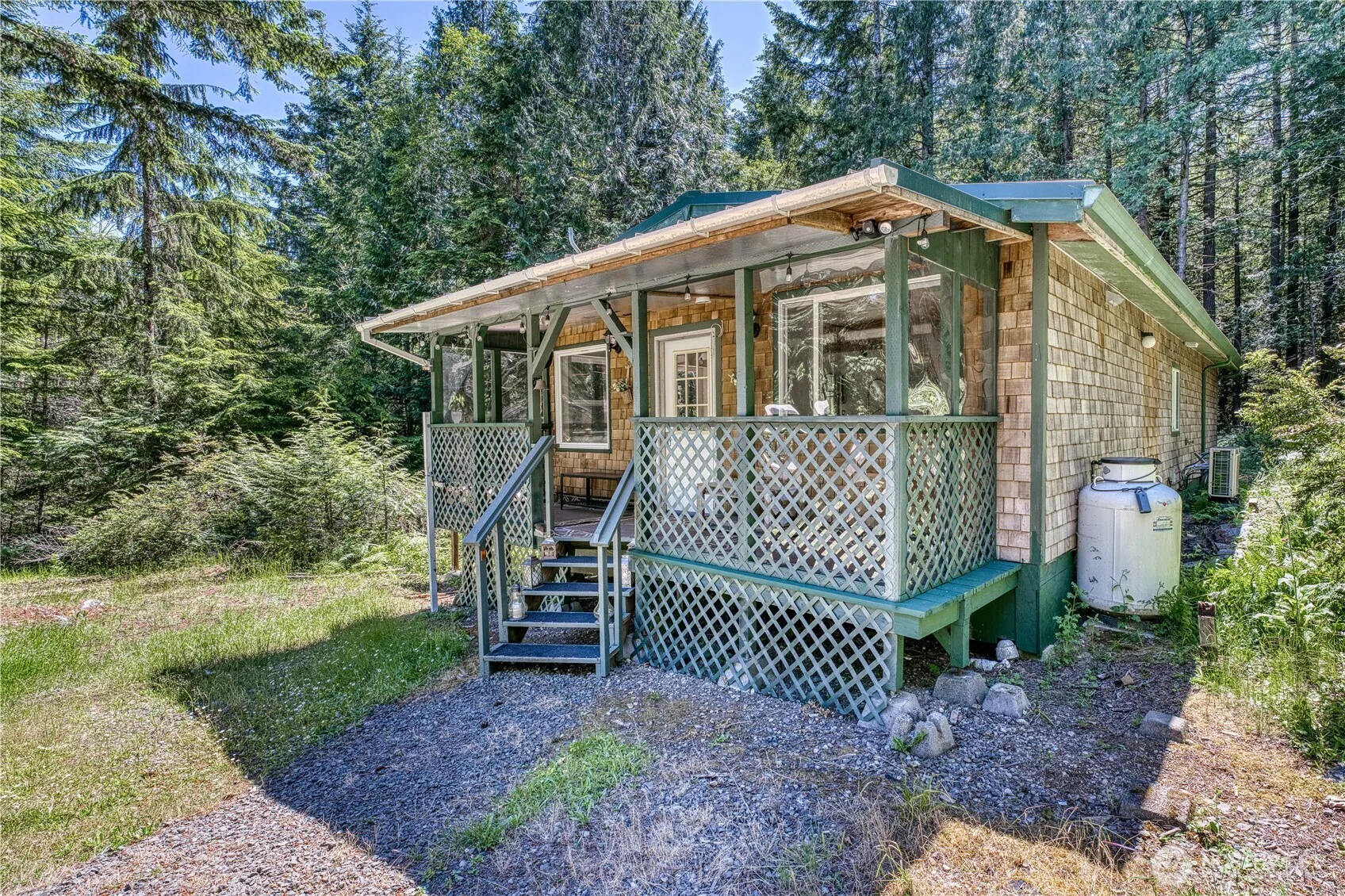 Property photo for 1671 E Sunset Hill Road, Shelton photo 3