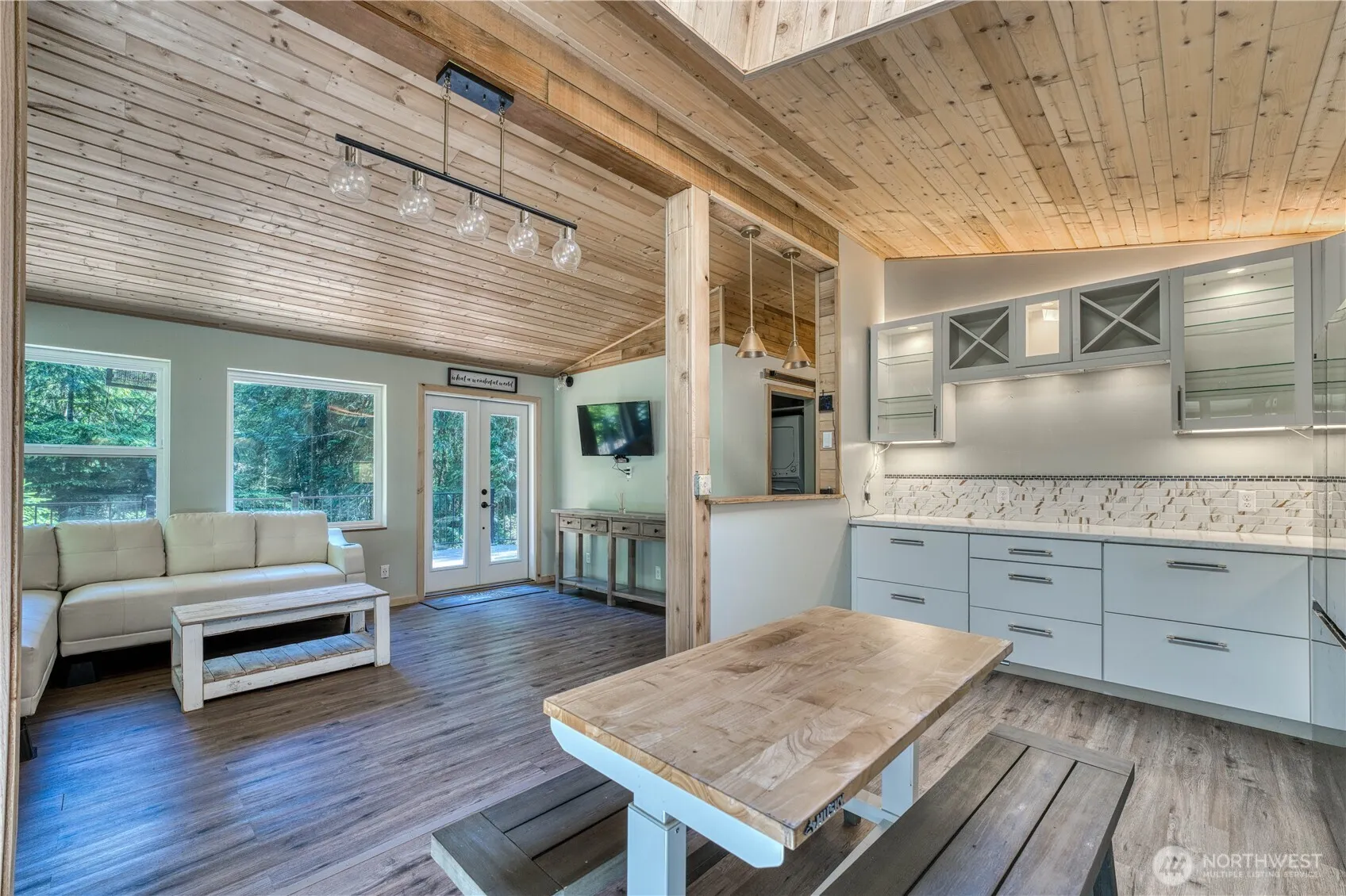 Property photo for 1671 E Sunset Hill Road, Shelton photo 5