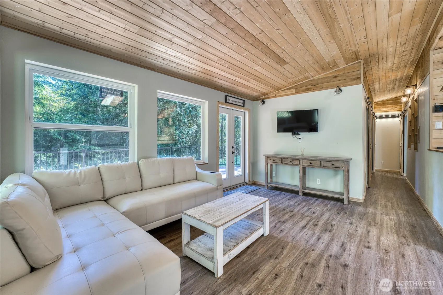 Property photo for 1671 E Sunset Hill Road, Shelton photo 4