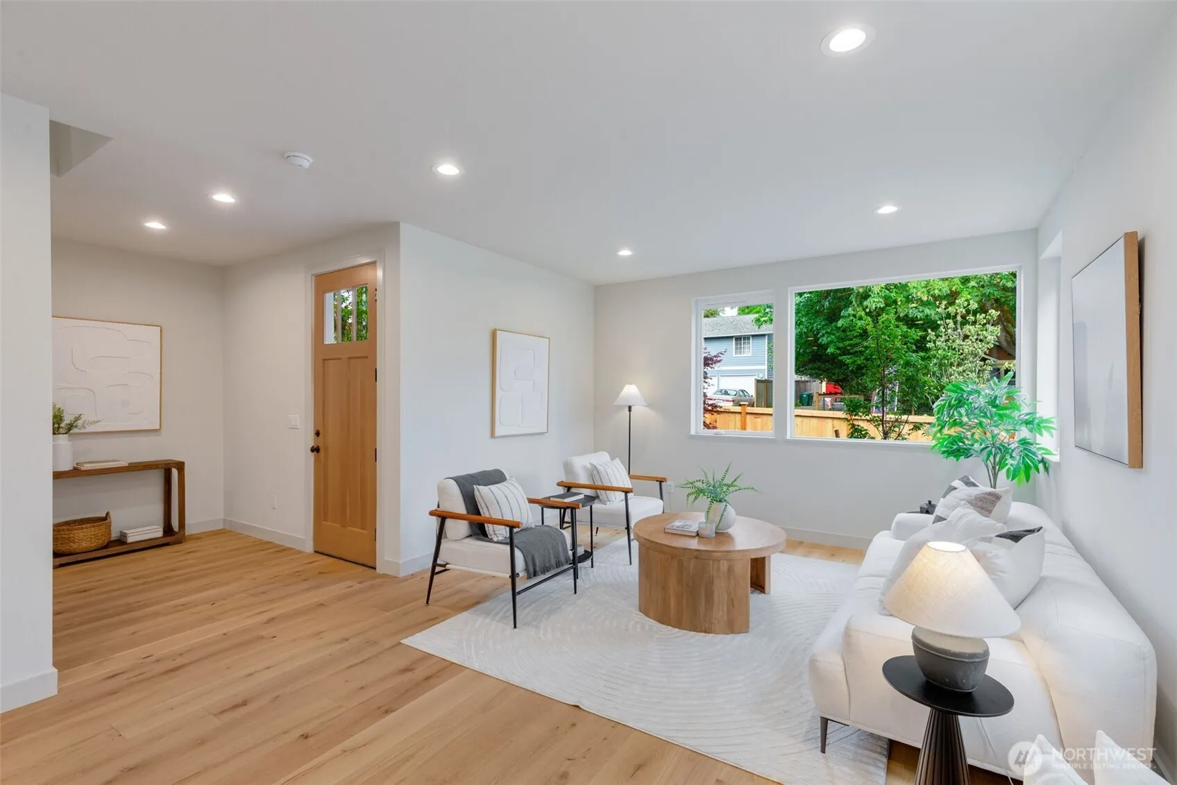 Property photo for 11739 40th Avenue Ne #a, Seattle photo 5