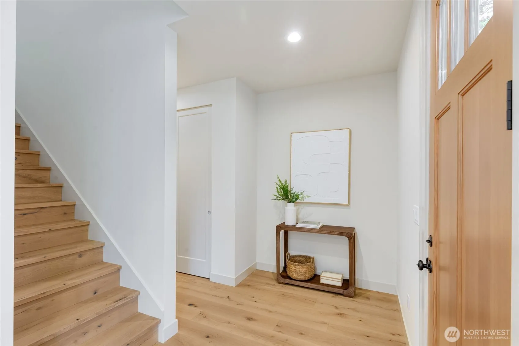 Property photo for 11739 40th Avenue Ne #a, Seattle photo 3