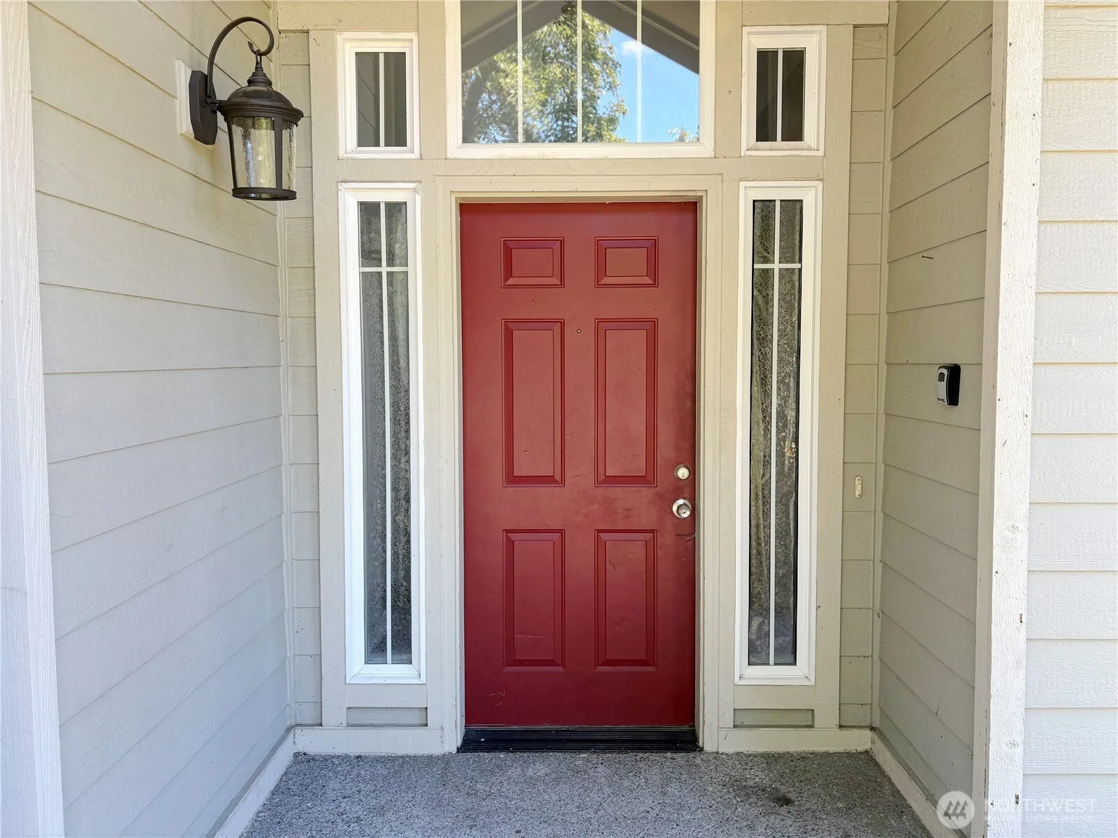 Property photo for 24712 234th Way Se, Maple Valley photo 2