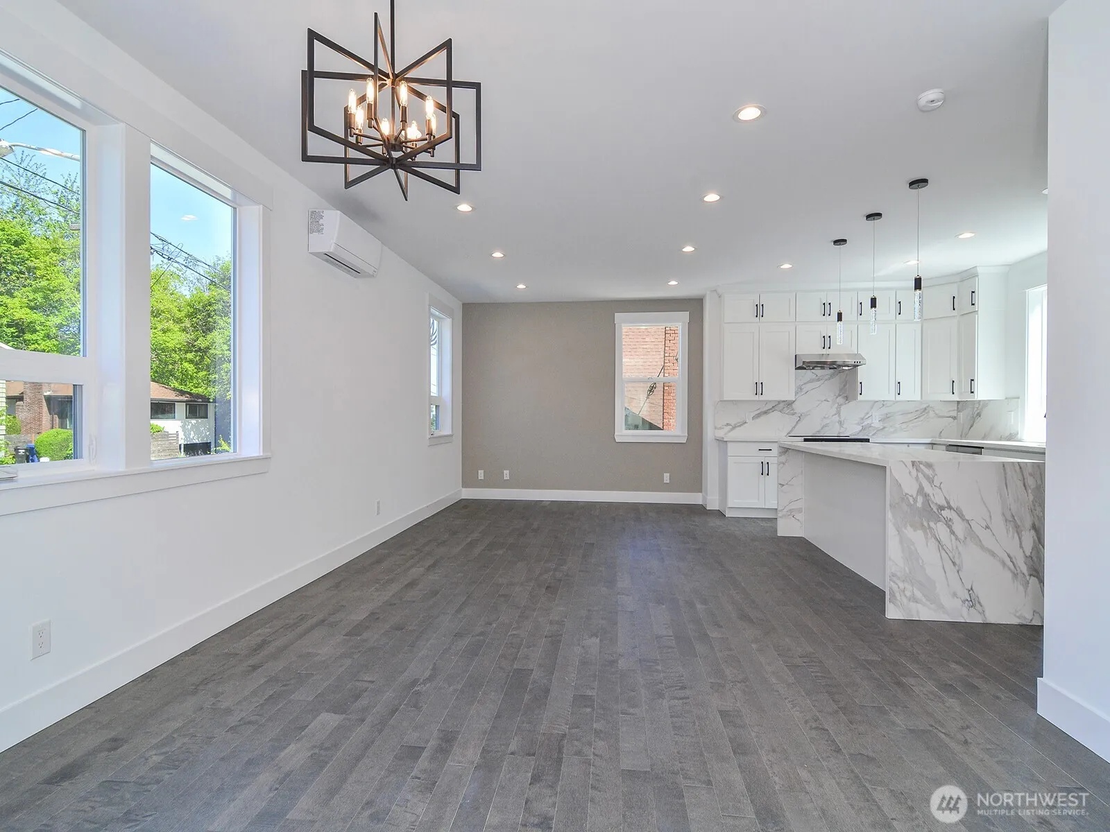 Property photo for 2336 C 23 Avenue S, Seattle photo 4