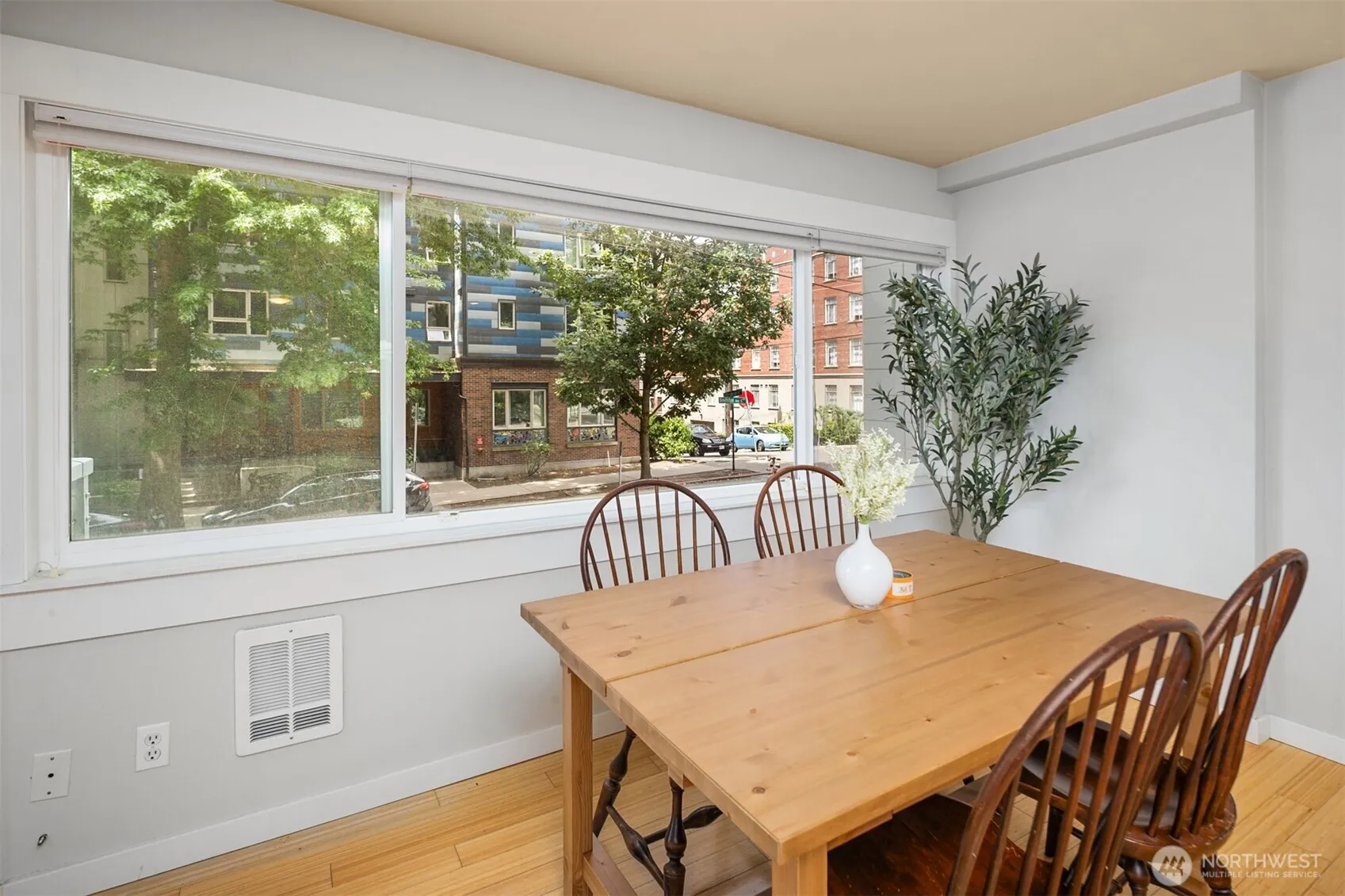 Property photo for 705 E Republican Street #102, Seattle photo 5